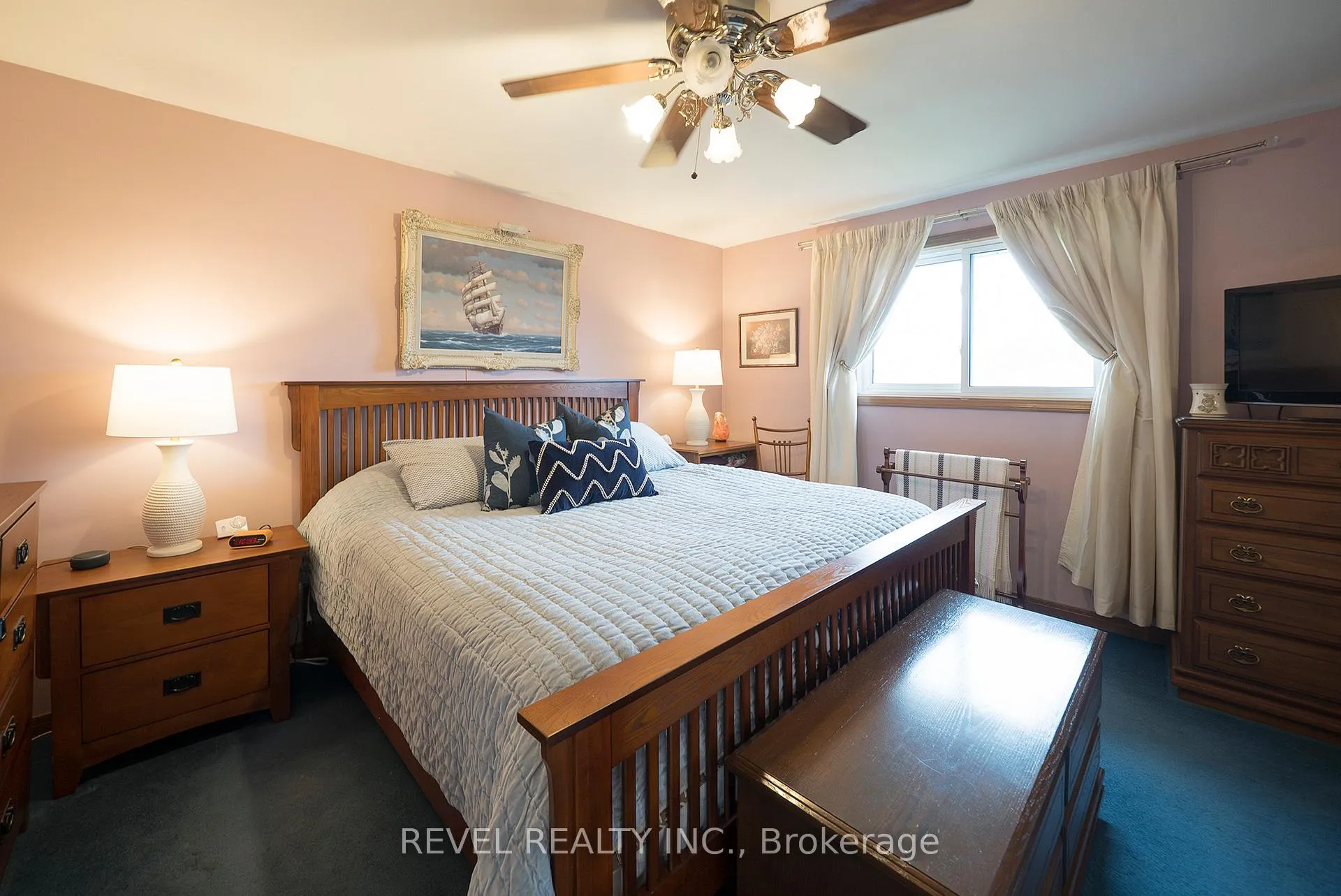 Photo 17 of 45 Clench Avenue, Brantford — HOMEH