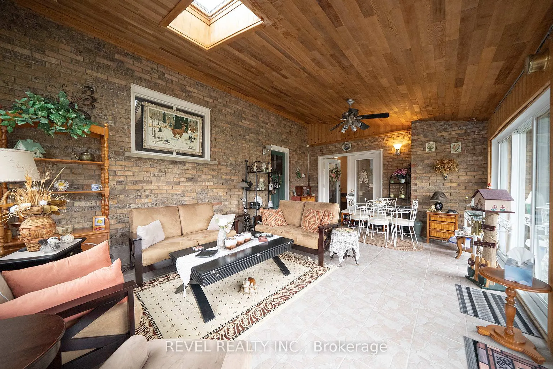 Photo 33 of 45 Clench Avenue, Brantford — HOMEH