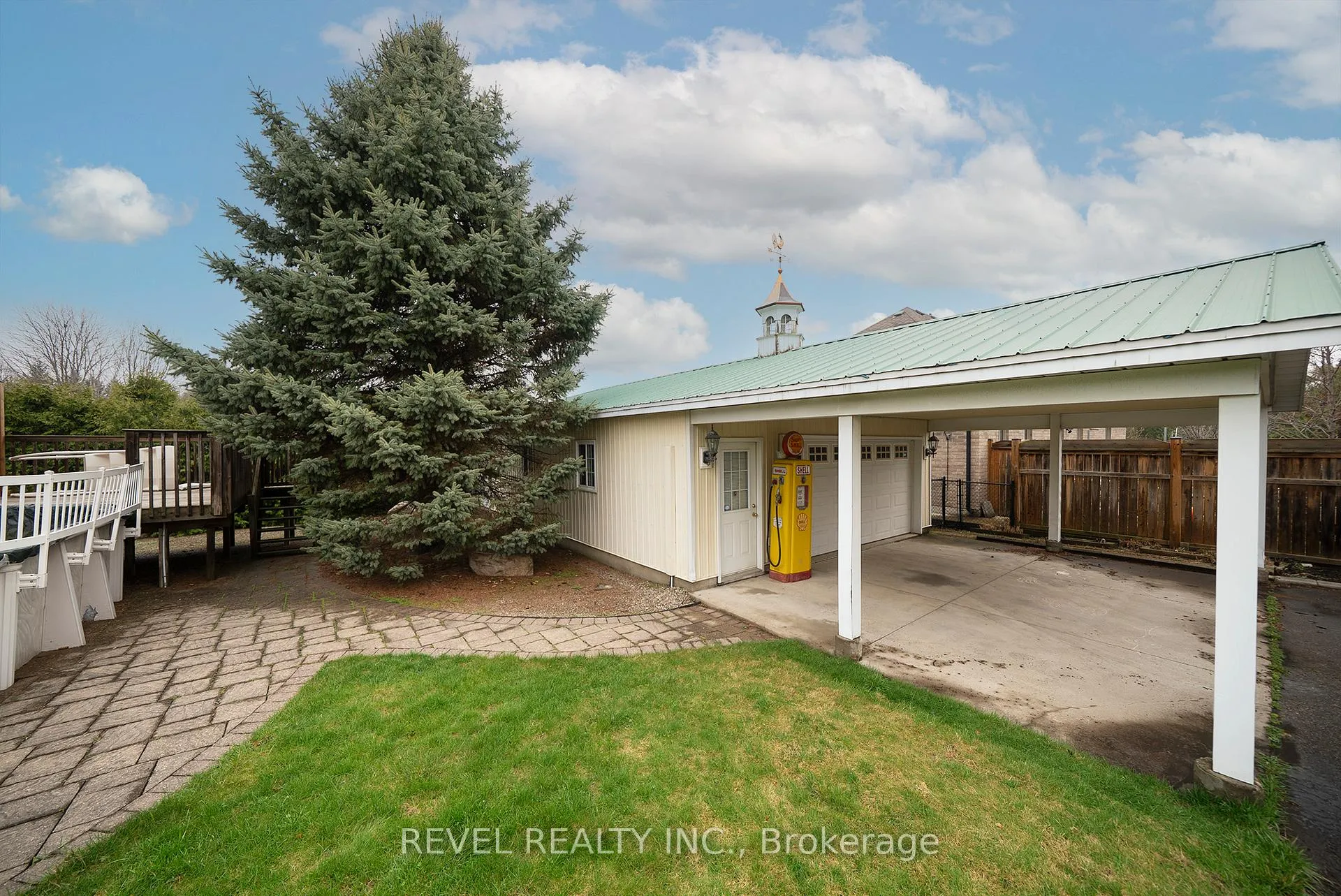 Photo 41 of 45 Clench Avenue, Brantford — HOMEH