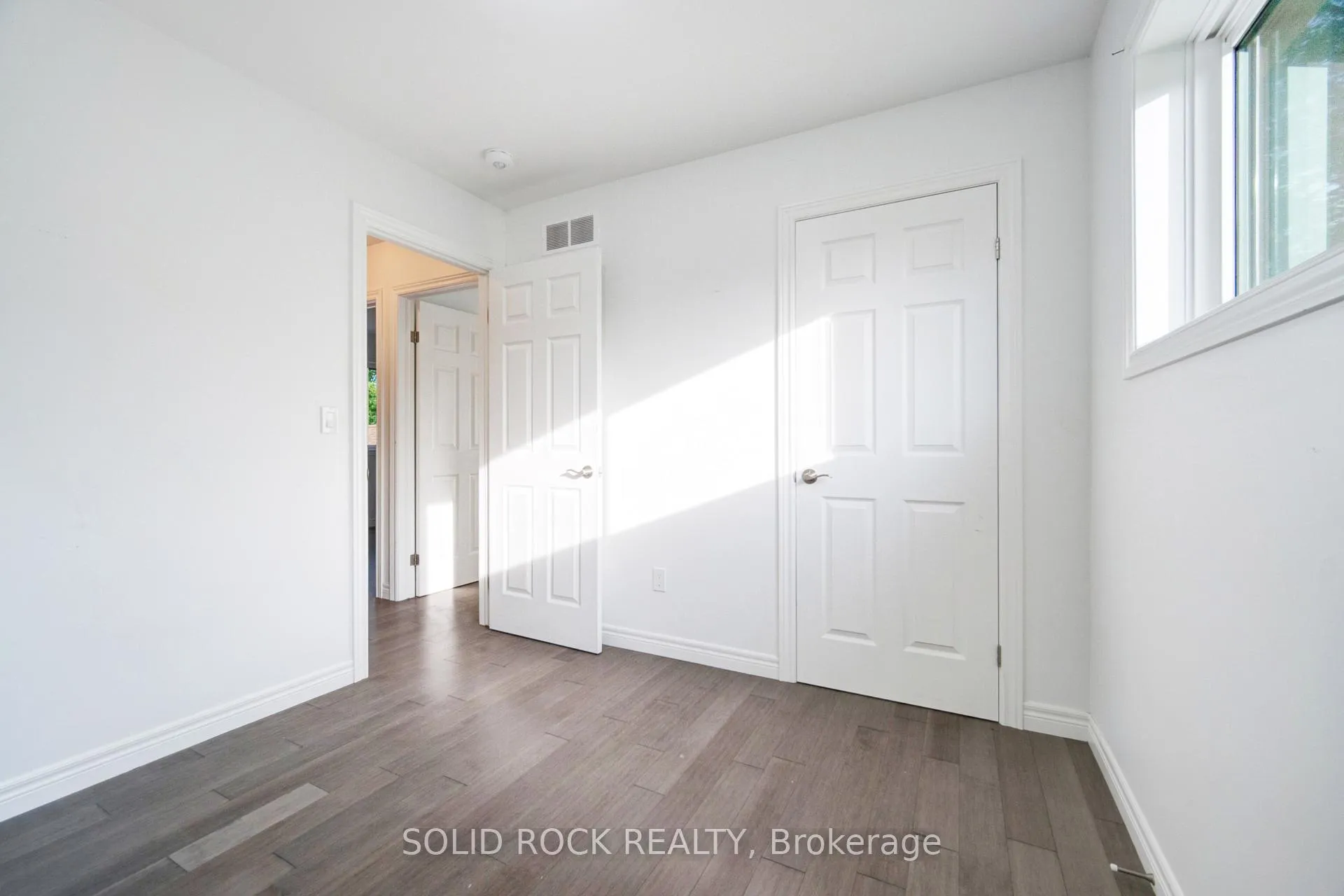 Photo 18 of 25 Patterson Avenue, Brantford, Echo Place — HOMEH