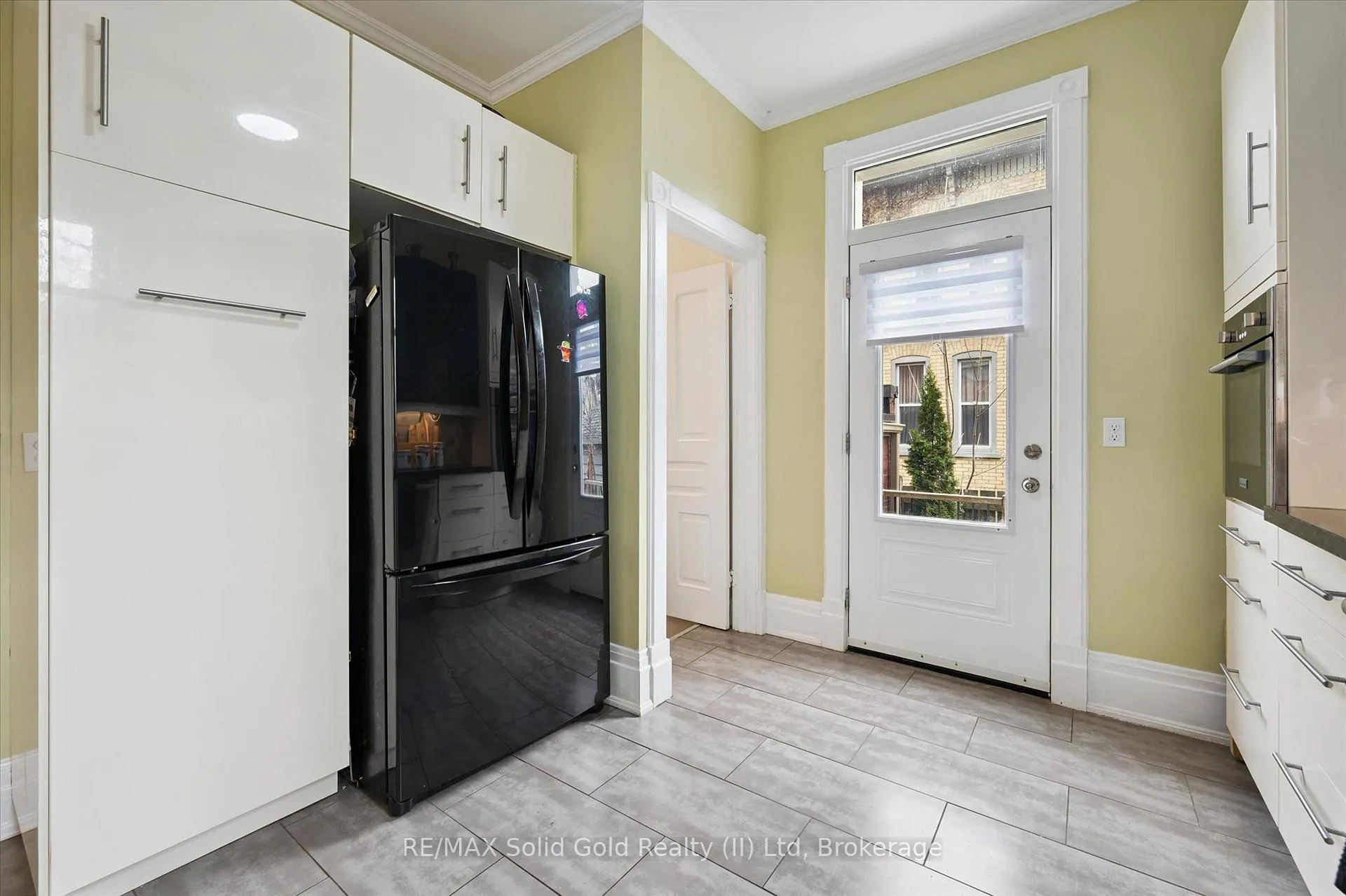 Photo 17 of 15 Samuel Street, Kitchener — HOMEH