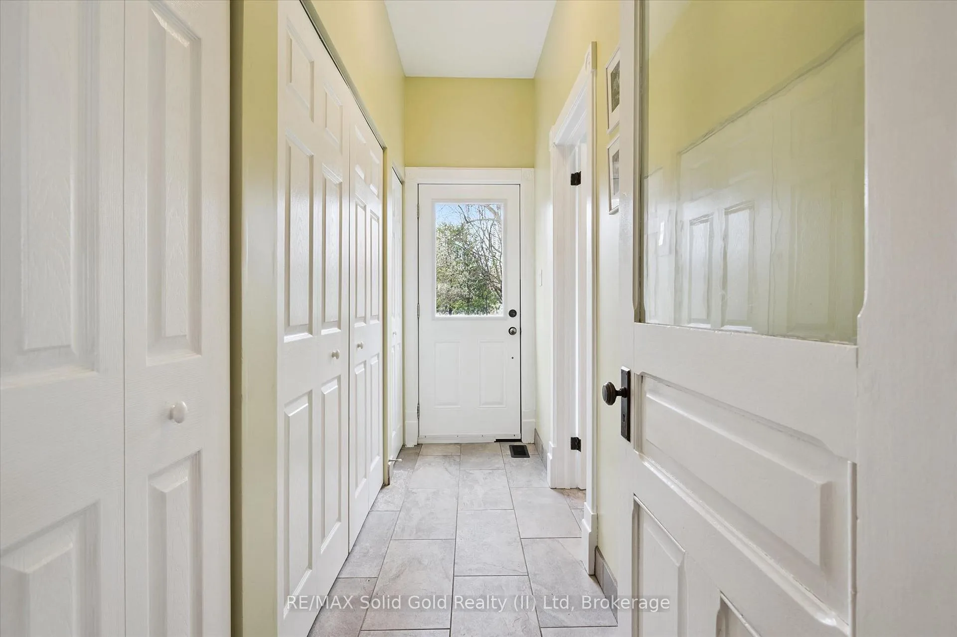 Photo 19 of 15 Samuel Street, Kitchener — HOMEH