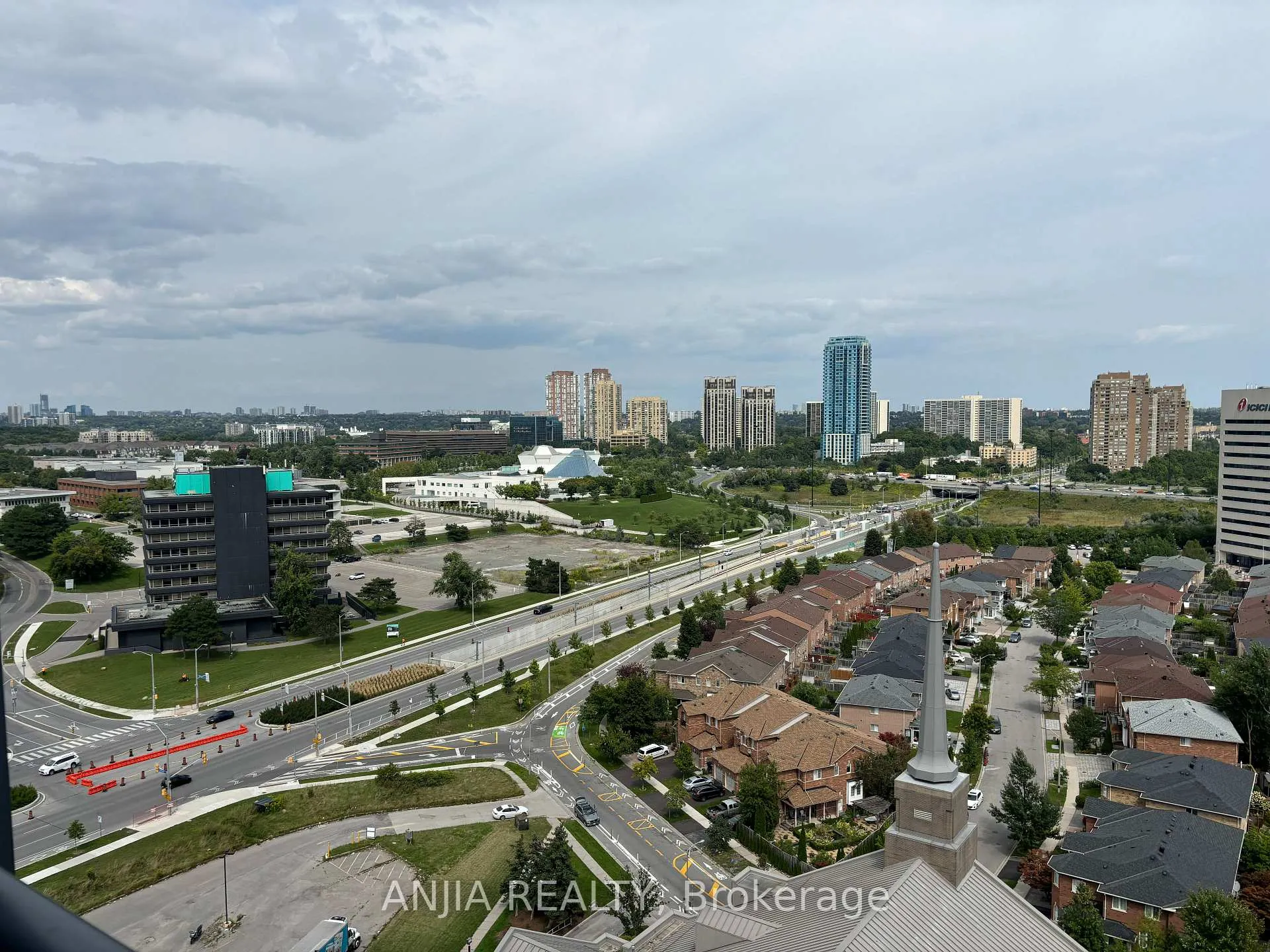 Photo 12 of Unit 1807, 6 Sonic Way, Toronto, Flemingdon Park — HOMEH