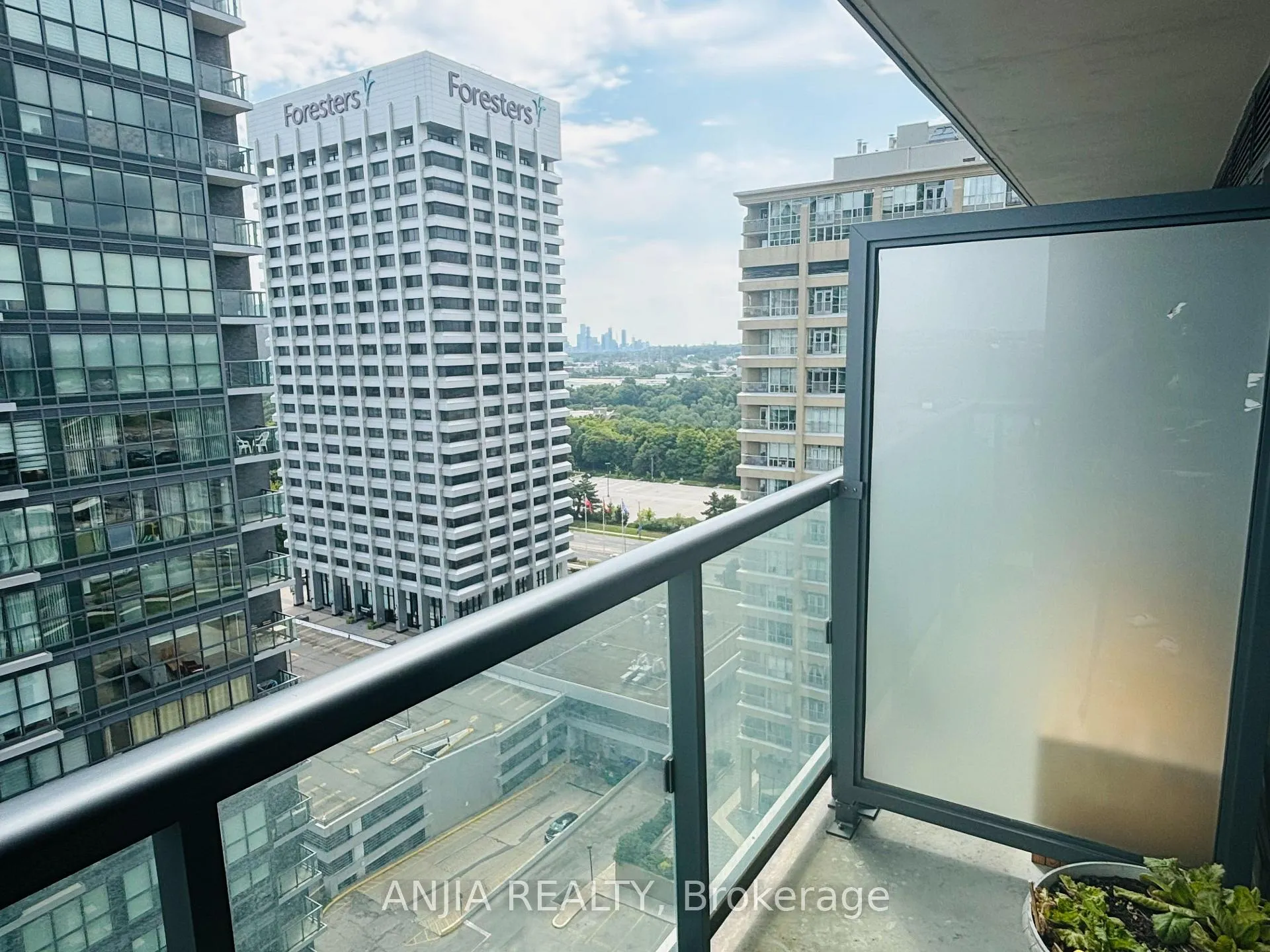 Photo 15 of Unit 1807, 6 Sonic Way, Toronto, Flemingdon Park — HOMEH