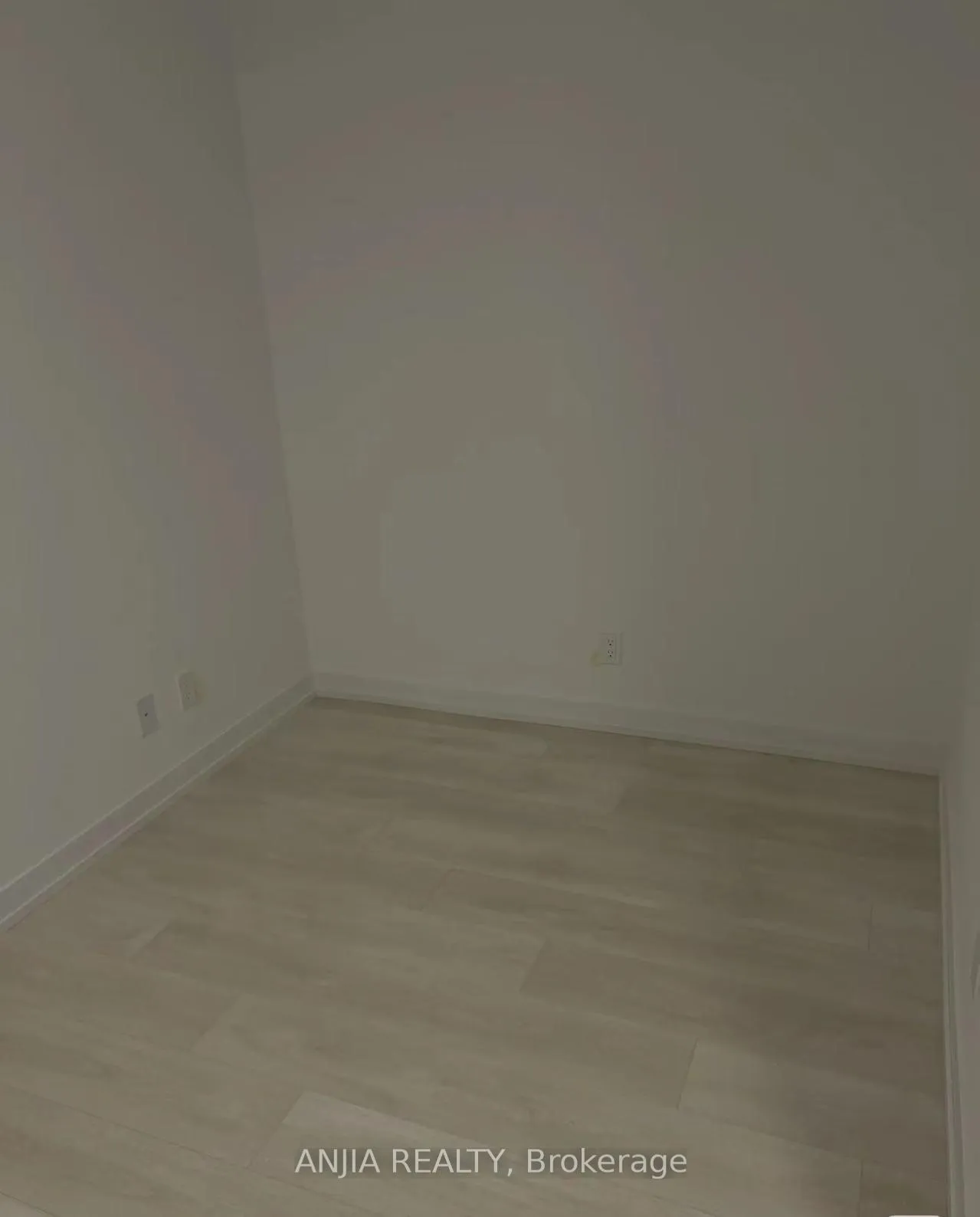 Photo 2 of Unit D420, 8 Beverley Glen Boulevard, Vaughan, Beverley Glen — HOMEH