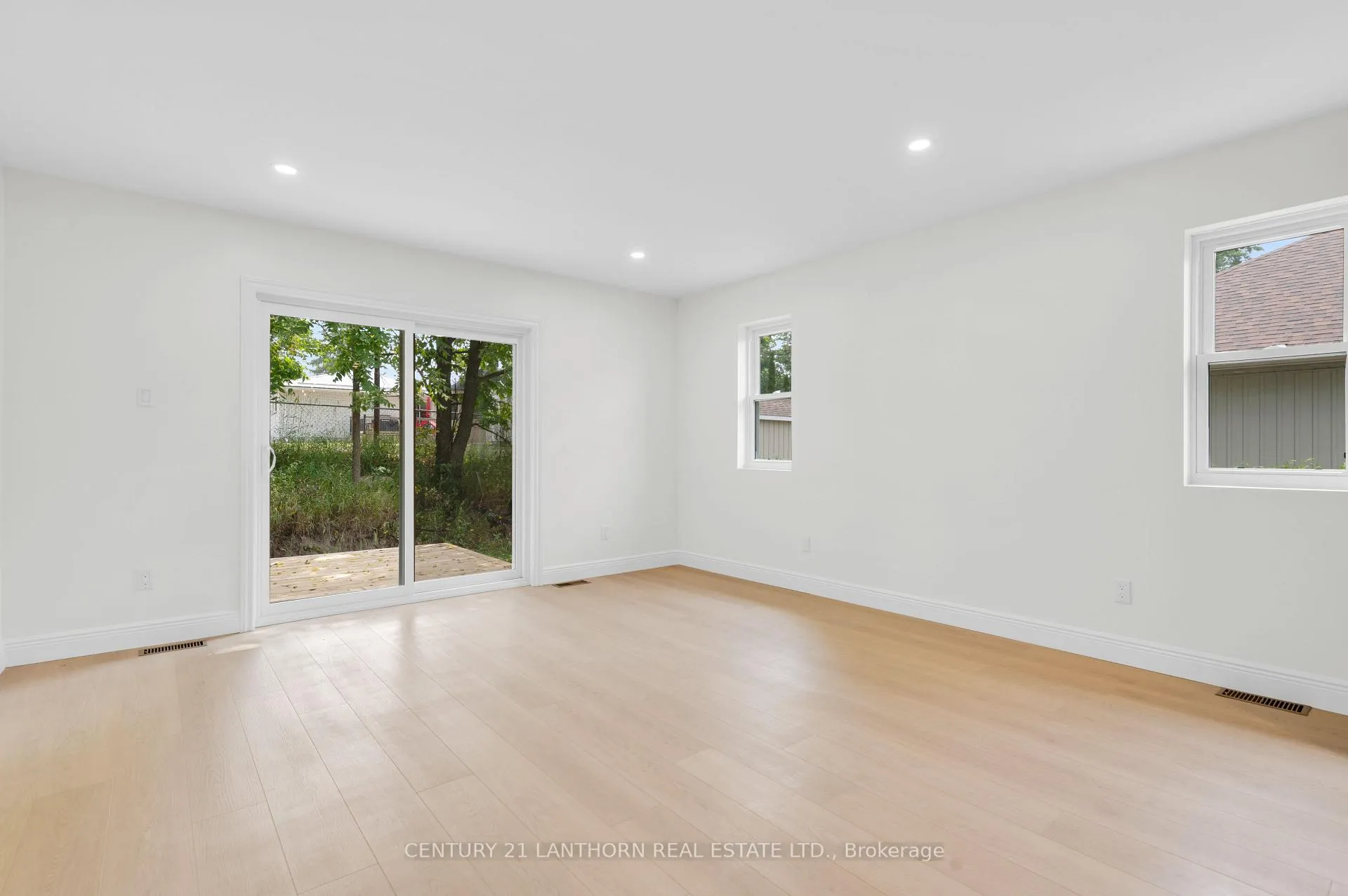 Photo 19 of 91 Duncan Street, Centre Hastings — HOMEH