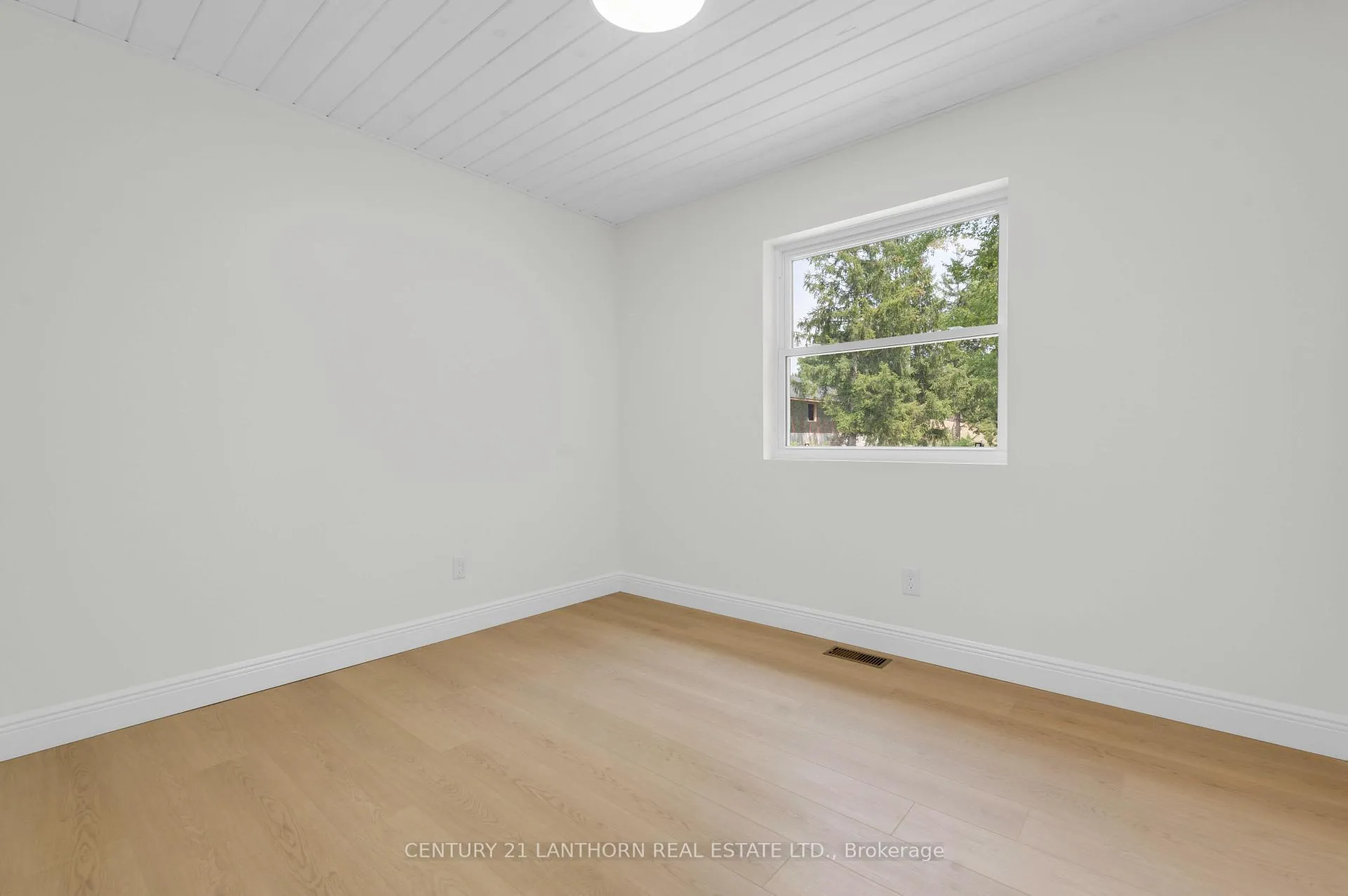 Photo 22 of 91 Duncan Street, Centre Hastings — HOMEH
