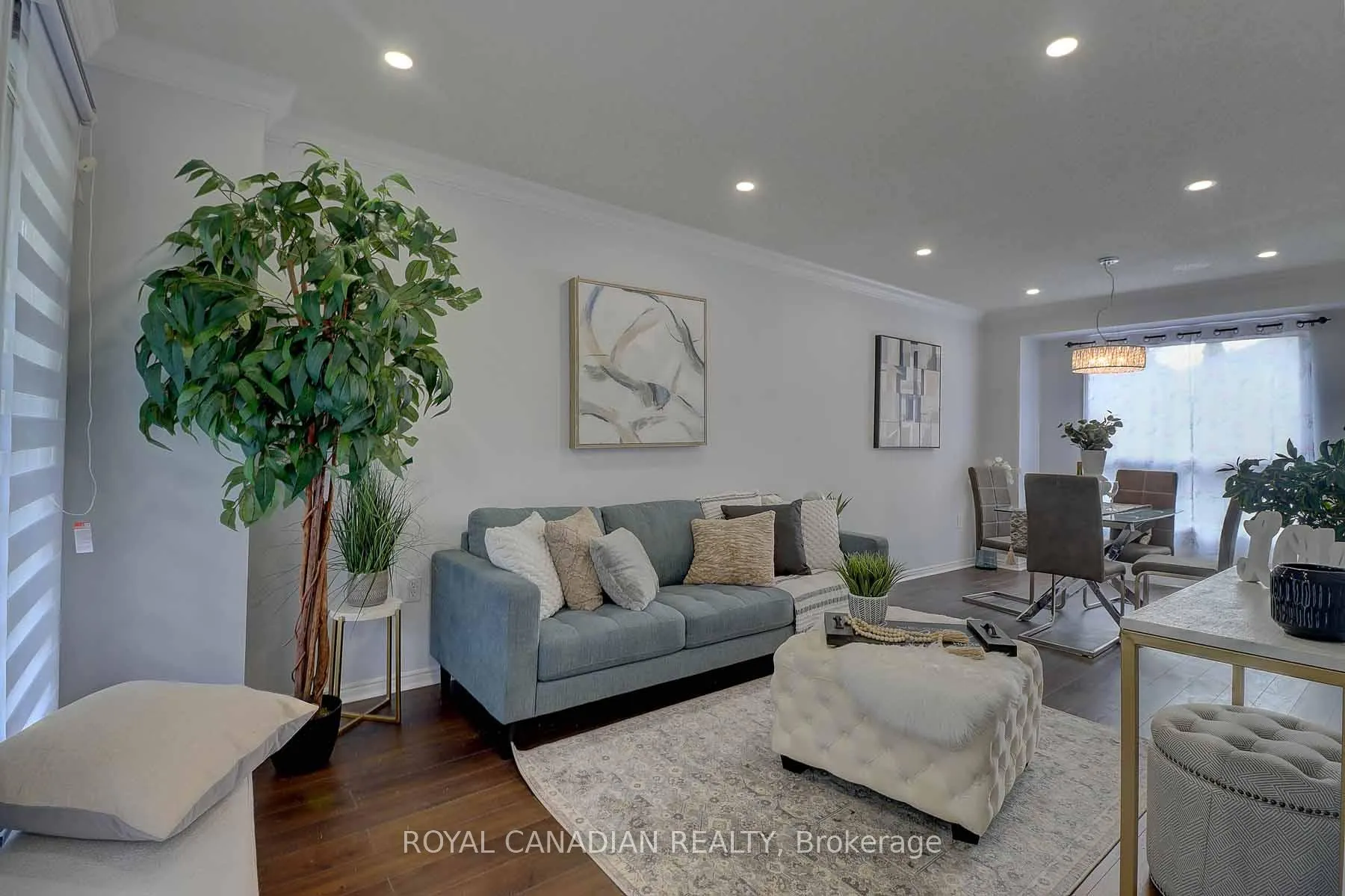 Photo 4 of 40 Doncaster Crescent, Clarington, Newcastle — HOMEH
