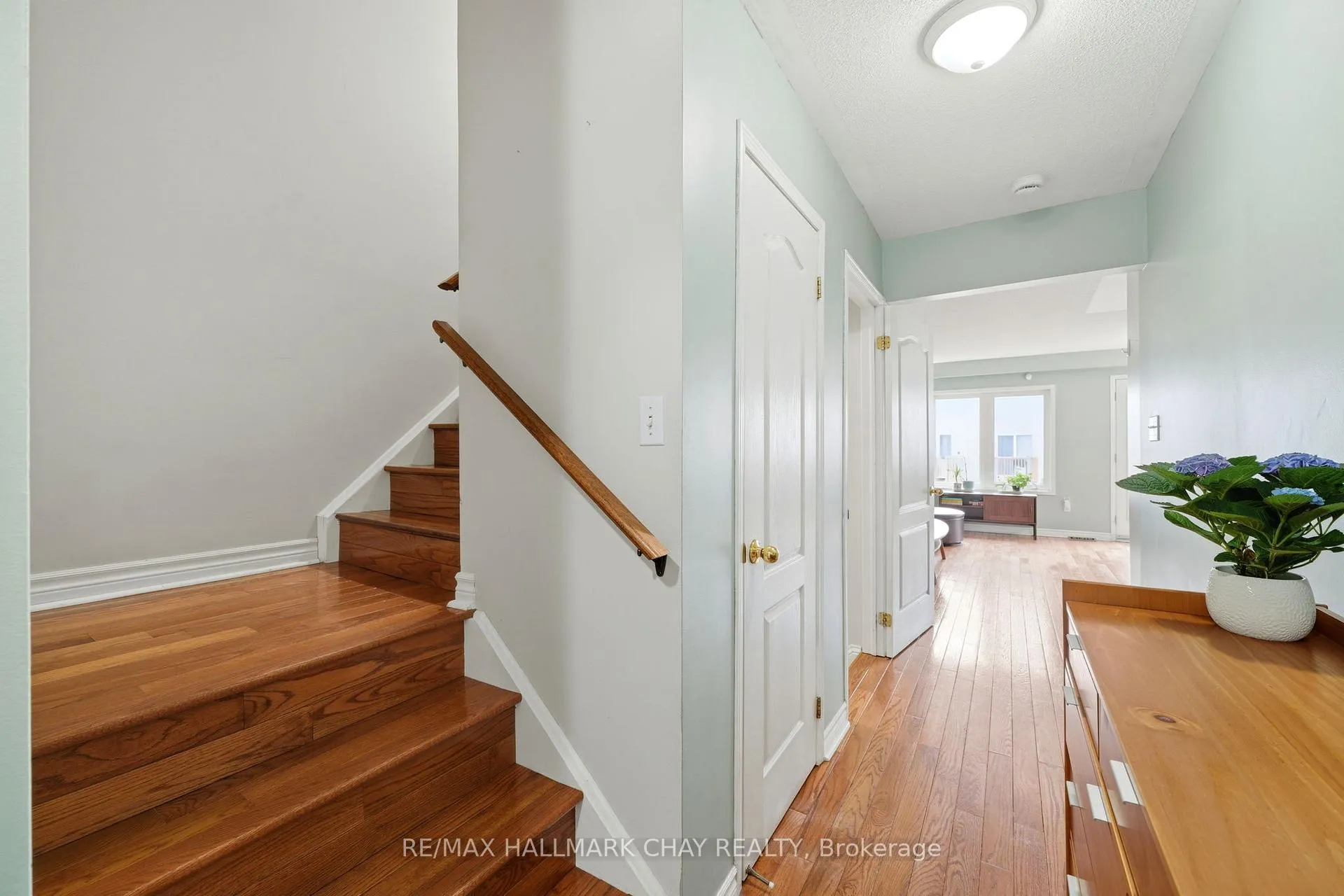 Photo 7 of 10 Parkside Crescent, Essa, Angus — HOMEH