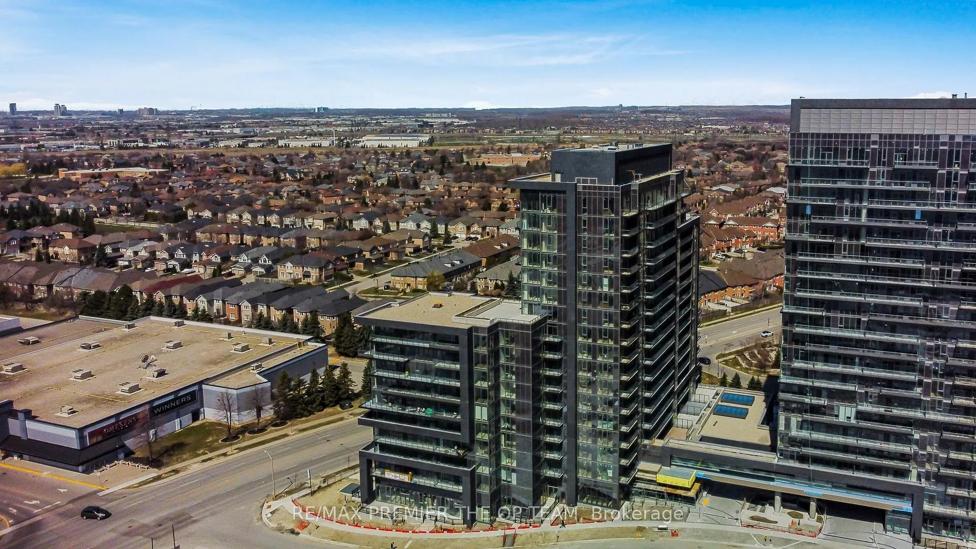Photo 16 of Unit 817, 10 Gatineau Drive, Vaughan, Beverley Glen — HOMEH