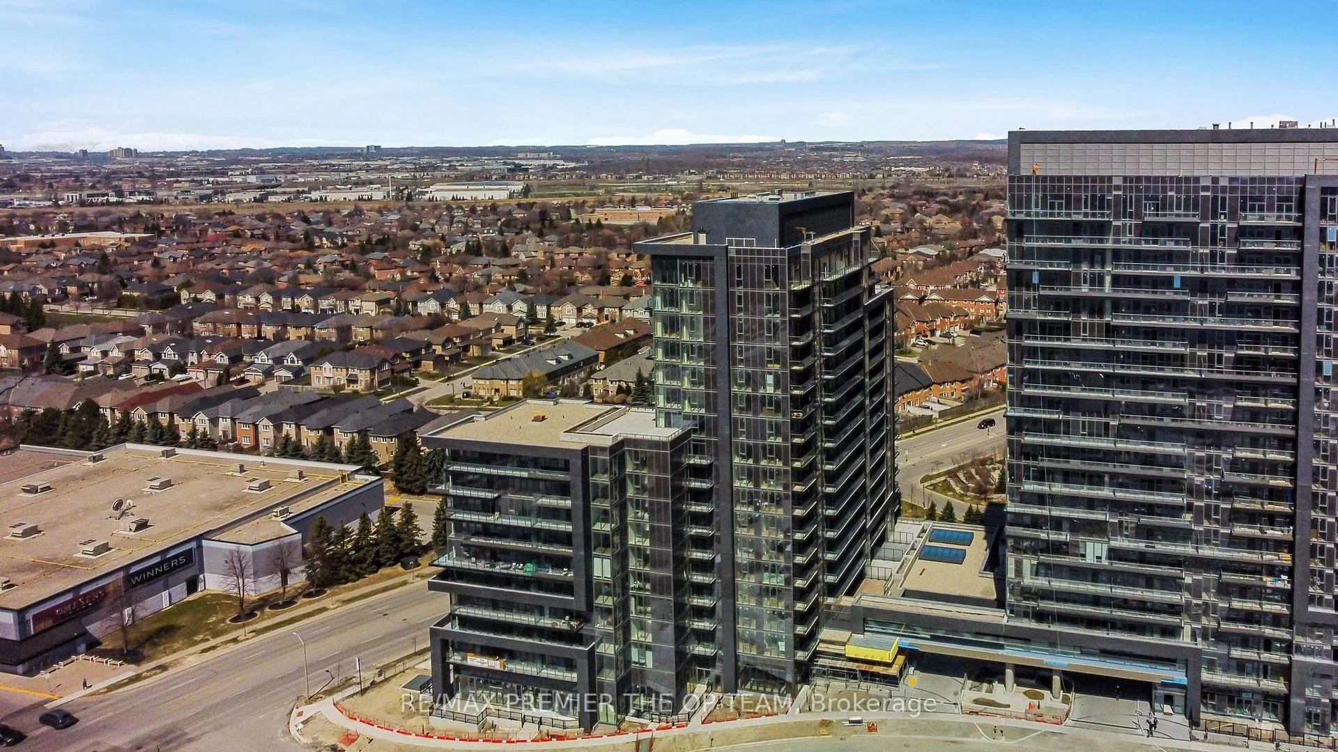 Photo 17 of Unit 817, 10 Gatineau Drive, Vaughan, Beverley Glen — HOMEH