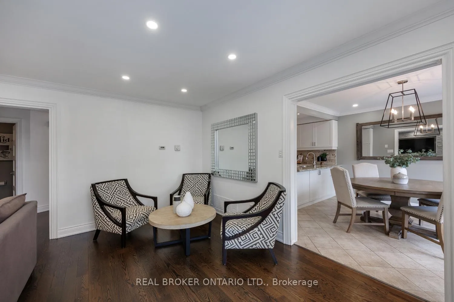Photo 18 of 55 Mull Crescent, Clarington, Courtice — HOMEH