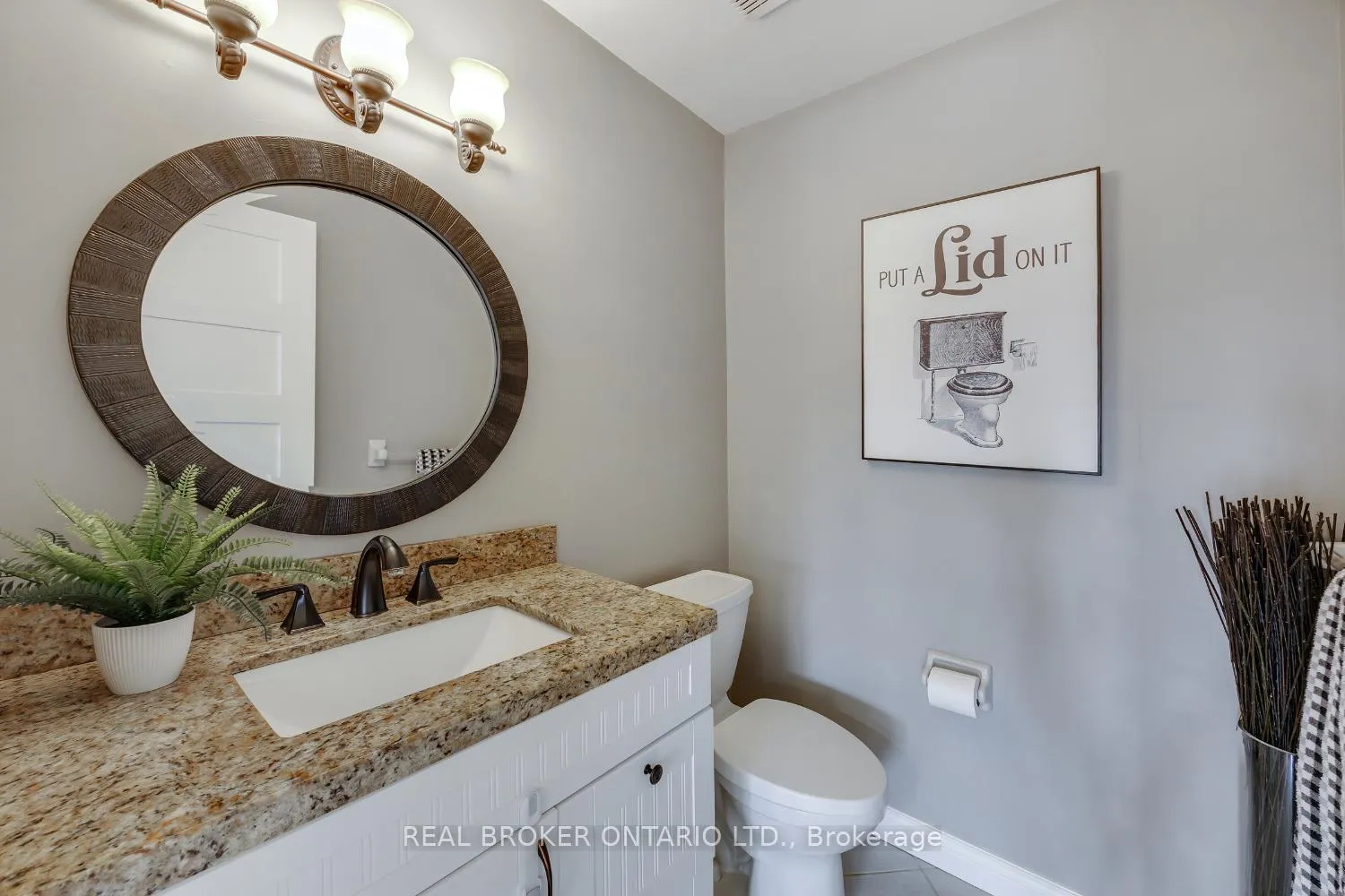 Photo 24 of 55 Mull Crescent, Clarington, Courtice — HOMEH
