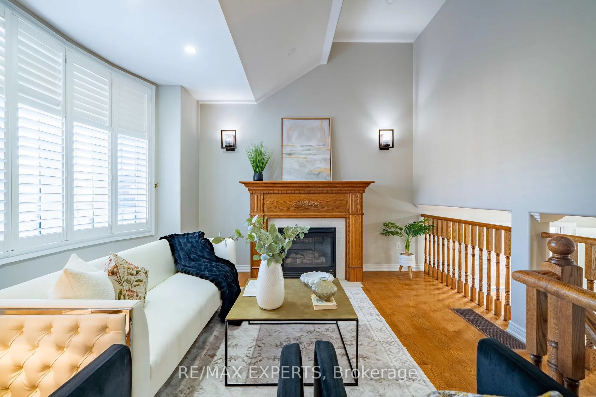 Photo 7 of 96 Sedgewick Circle, Brampton, Fletcher's Meadow — HOMEH