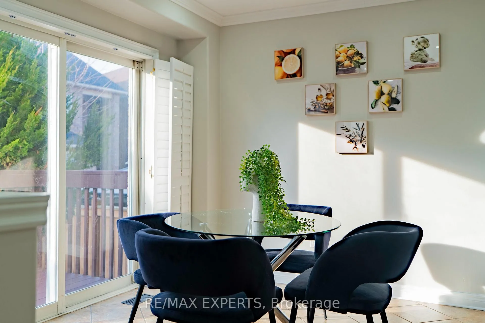 Photo 15 of 96 Sedgewick Circle, Brampton, Fletcher's Meadow — HOMEH