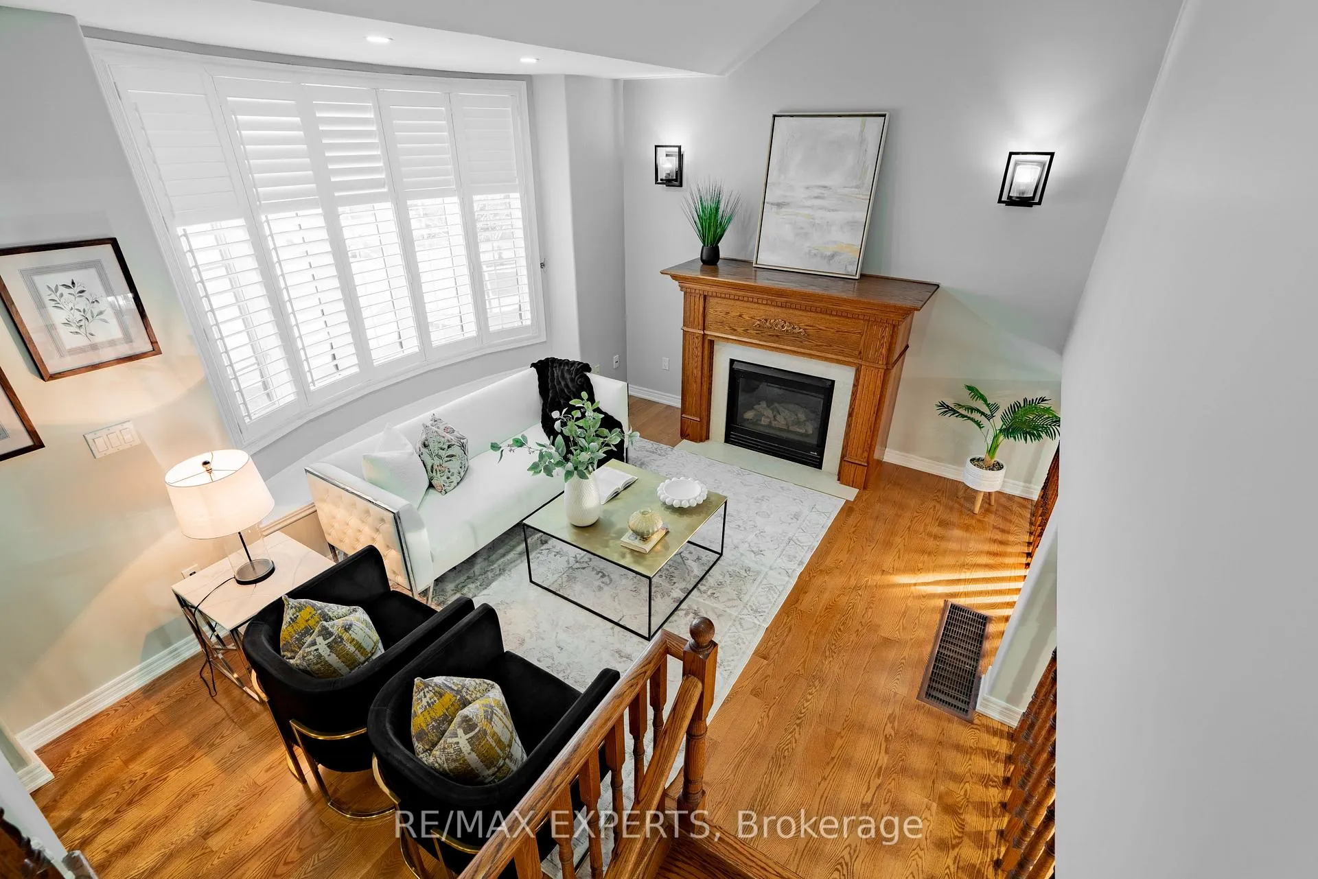 Photo 21 of 96 Sedgewick Circle, Brampton, Fletcher's Meadow — HOMEH