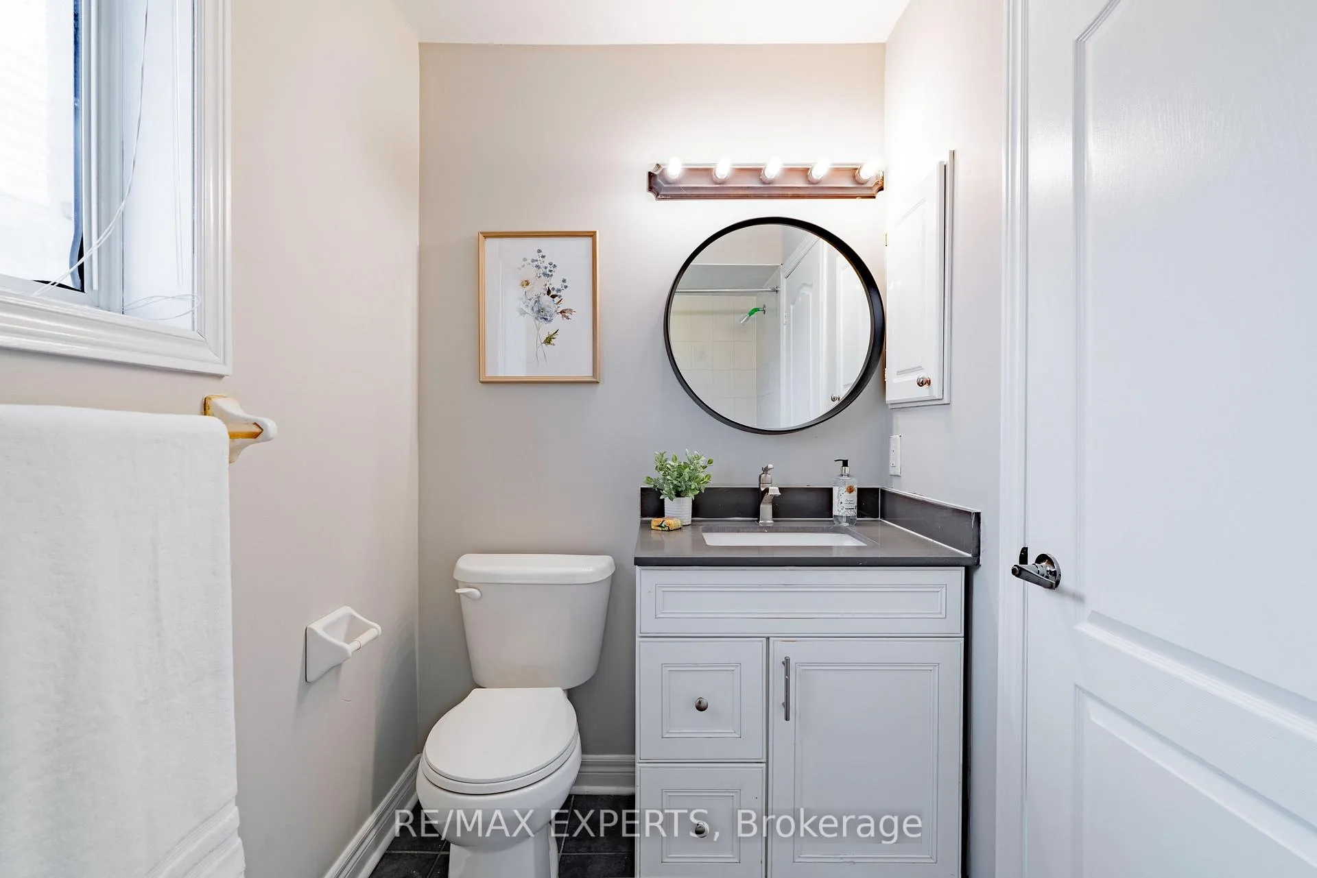 Photo 32 of 96 Sedgewick Circle, Brampton, Fletcher's Meadow — HOMEH