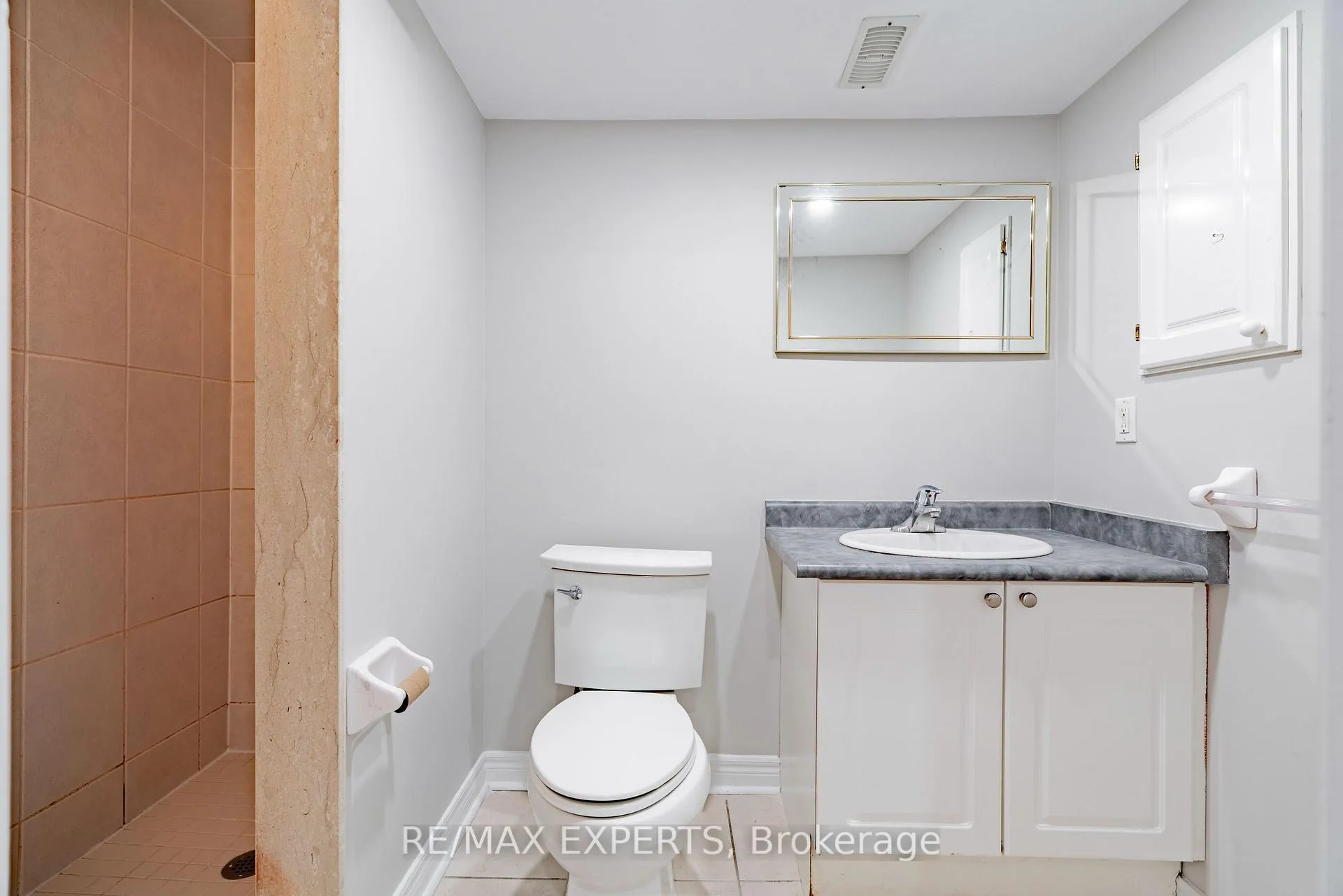 Photo 40 of 96 Sedgewick Circle, Brampton, Fletcher's Meadow — HOMEH