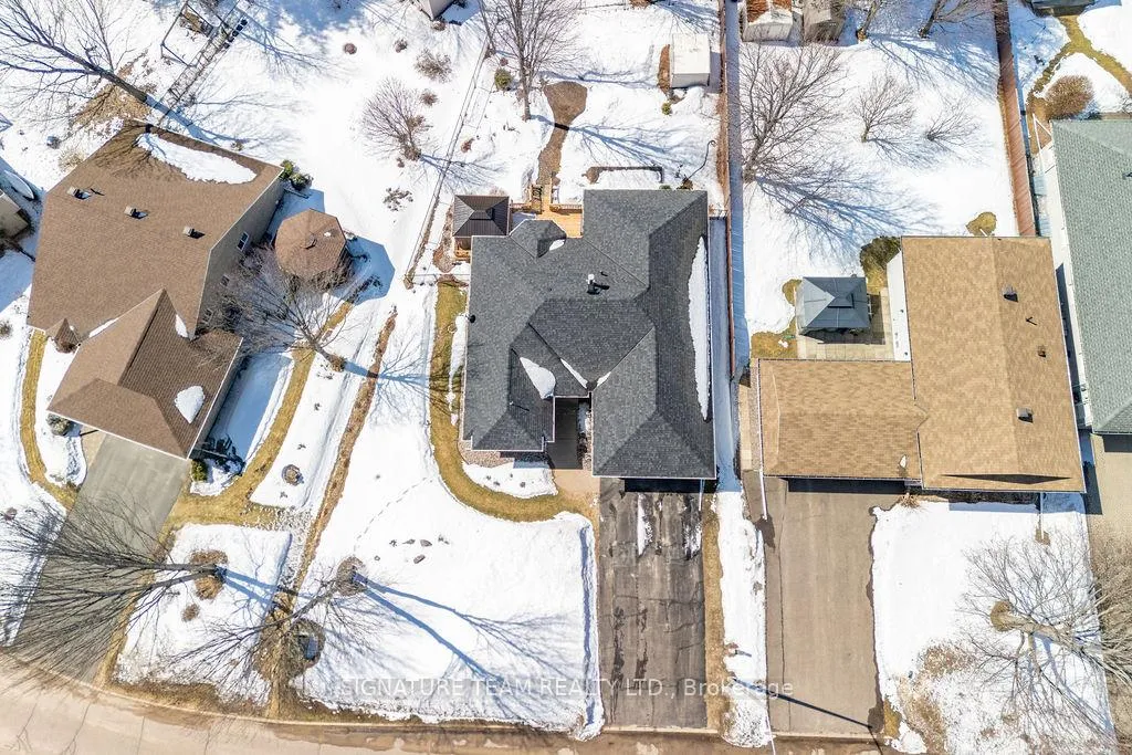 Photo 46 of 111 Thomas Street, Deep River — HOMEH