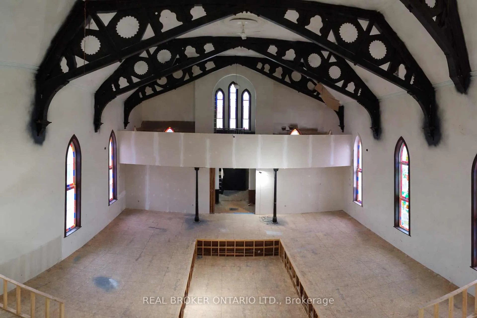 Photo 6 of 2048 Albert Street S, Howick — HOMEH