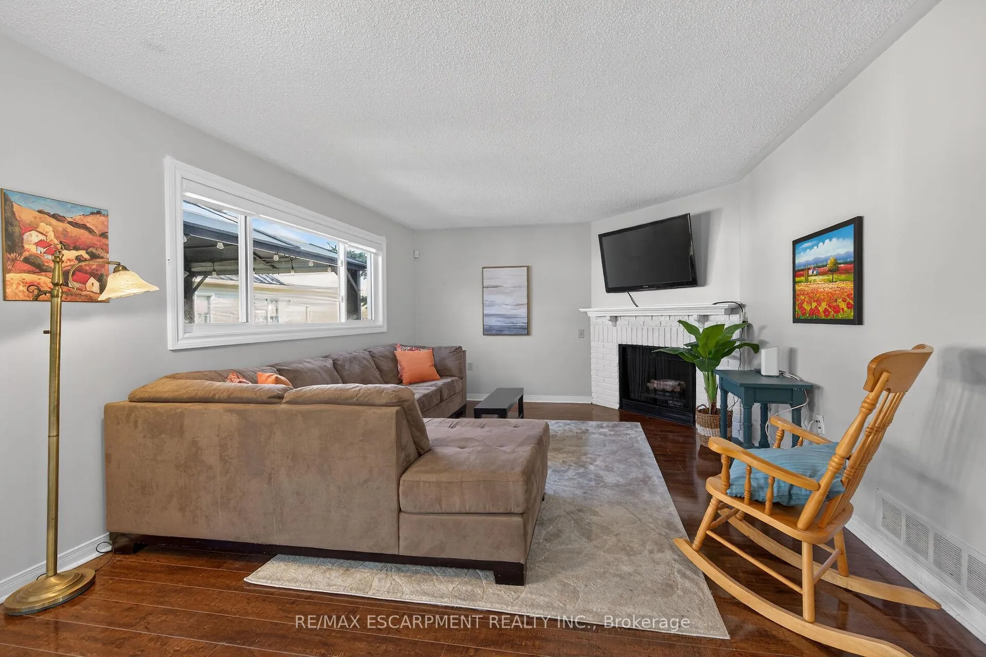 Photo 6 of 232 Silverbirch Boulevard, Hamilton, Villages of Glancaster — HOMEH