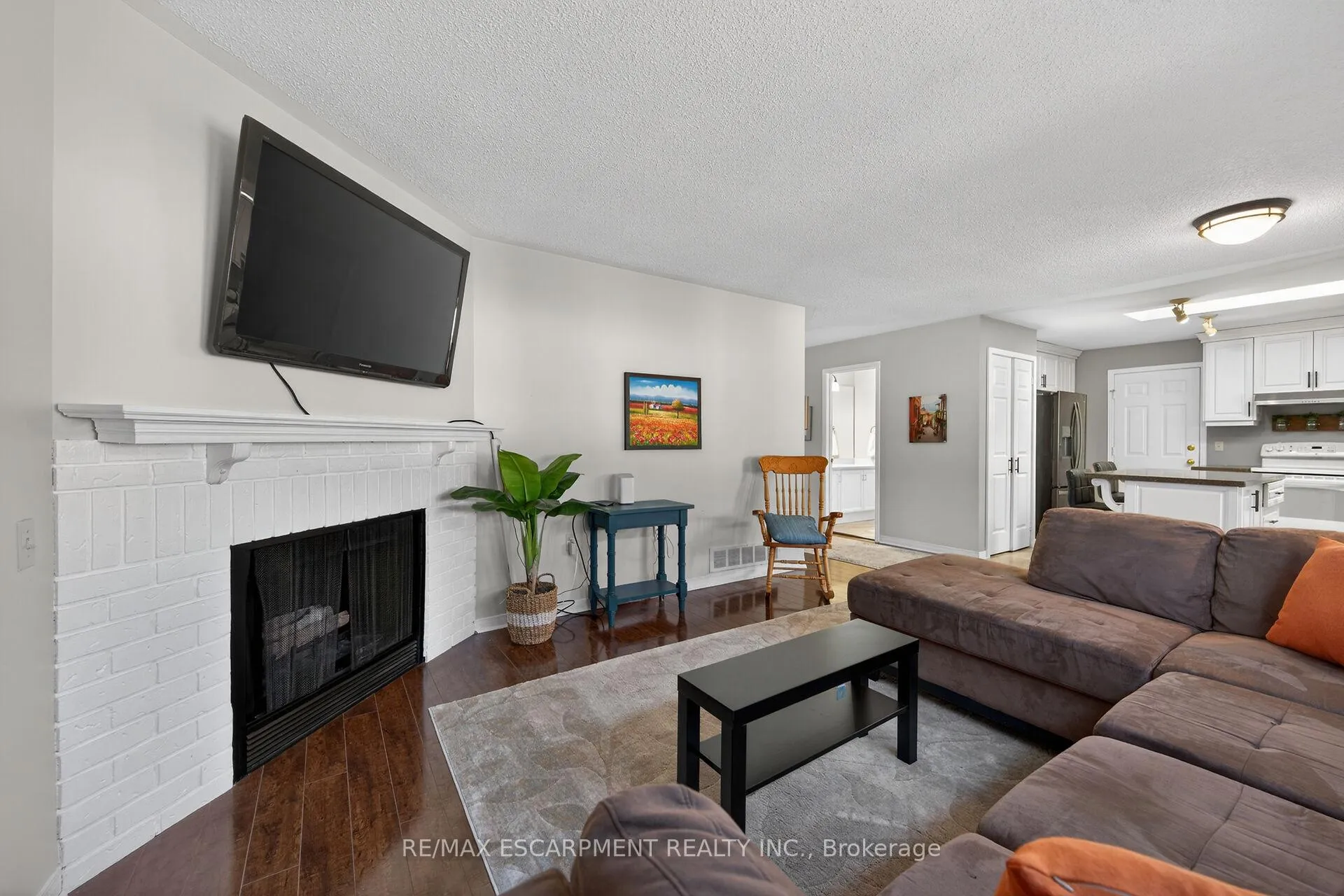 Photo 8 of 232 Silverbirch Boulevard, Hamilton, Villages of Glancaster — HOMEH
