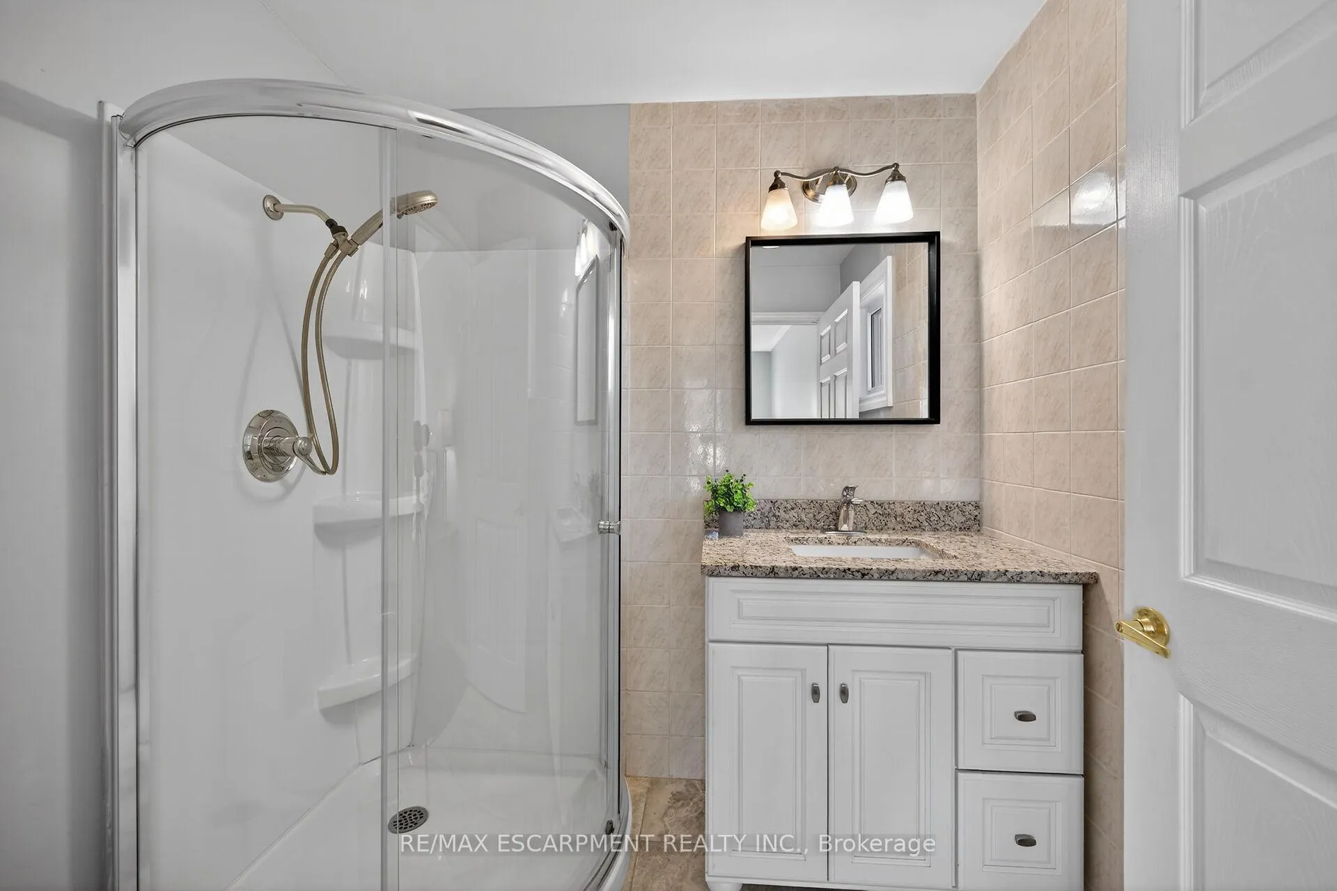 Photo 22 of 232 Silverbirch Boulevard, Hamilton, Villages of Glancaster — HOMEH