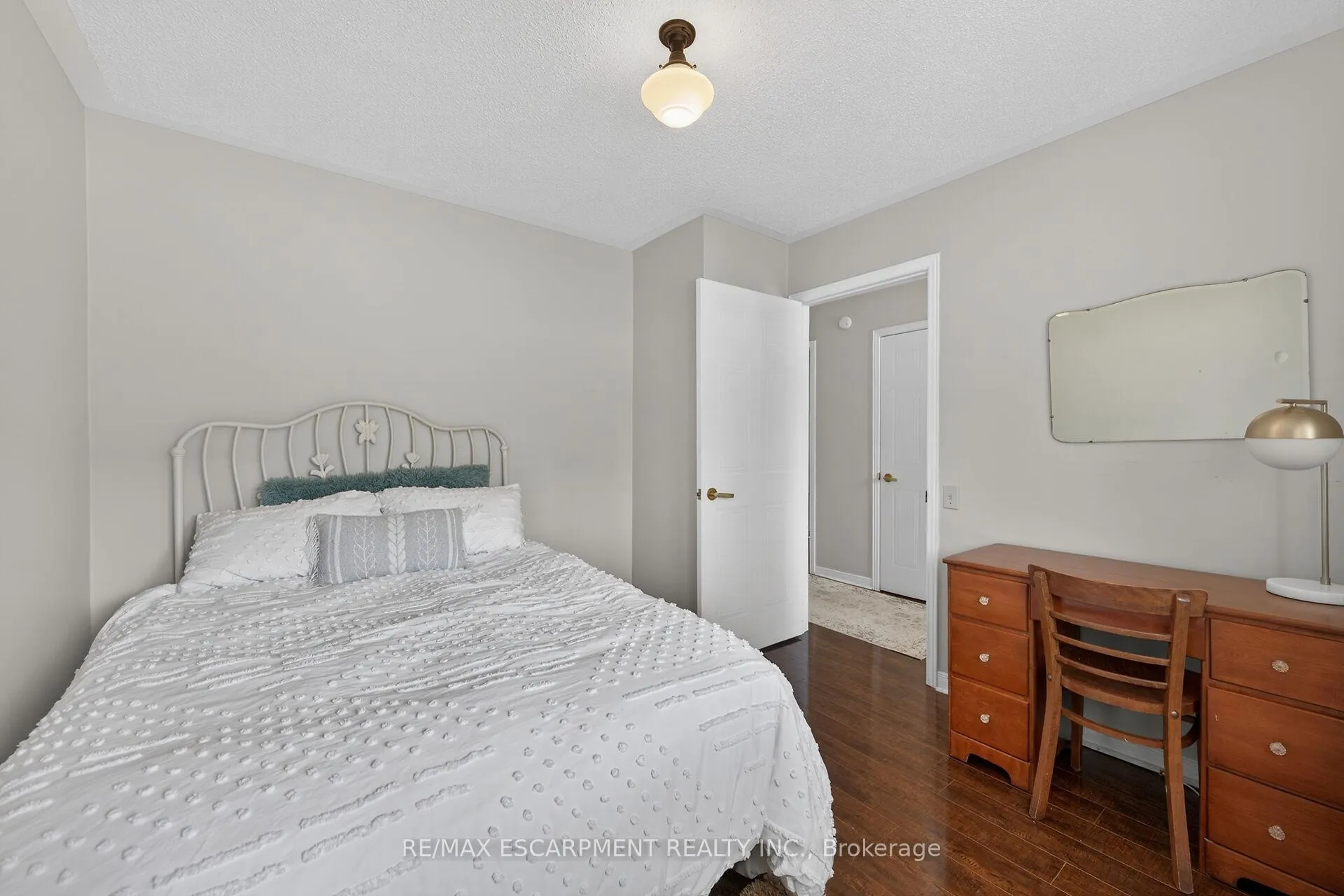 Photo 24 of 232 Silverbirch Boulevard, Hamilton, Villages of Glancaster — HOMEH