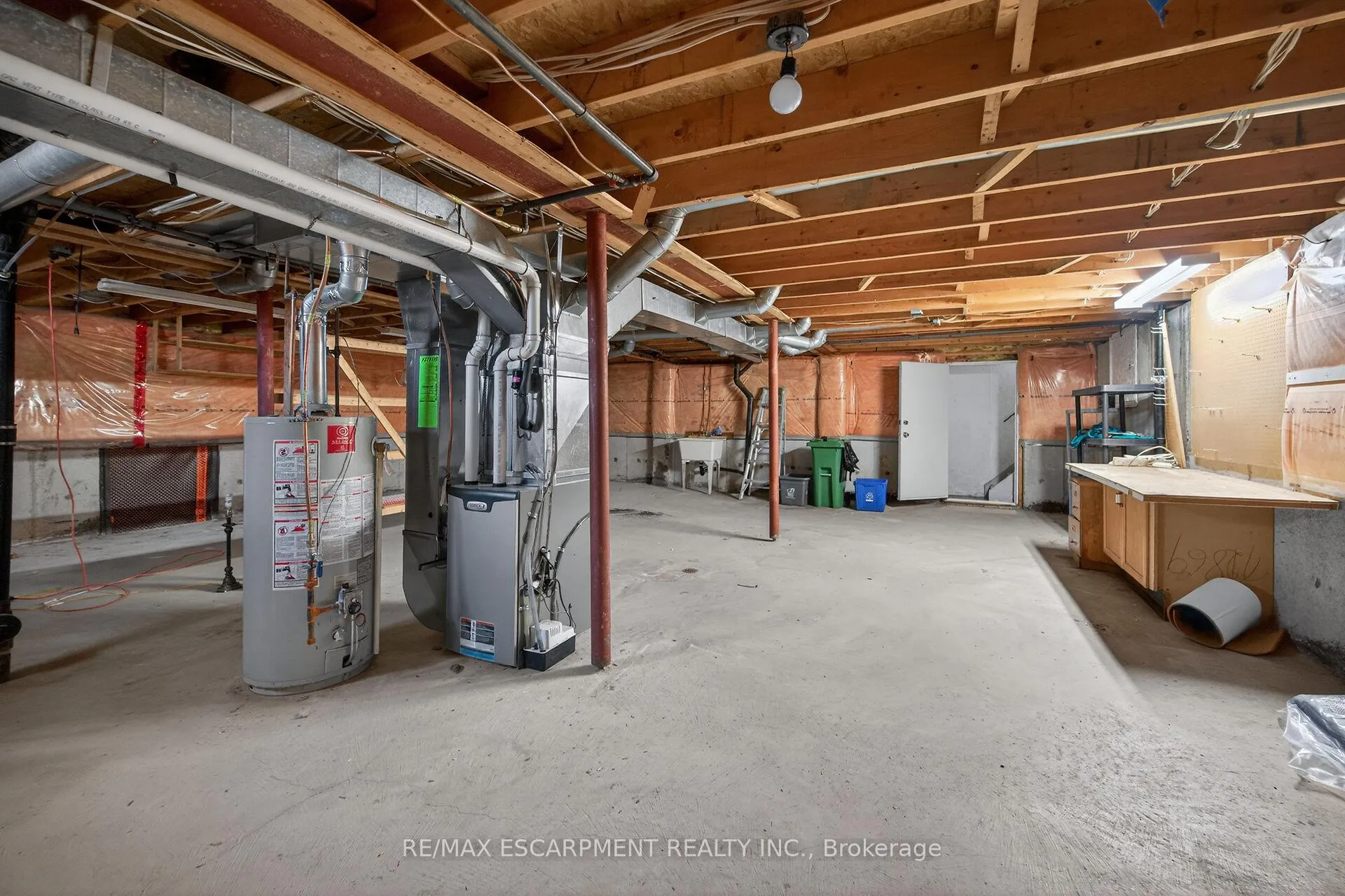 Photo 28 of 232 Silverbirch Boulevard, Hamilton, Villages of Glancaster — HOMEH