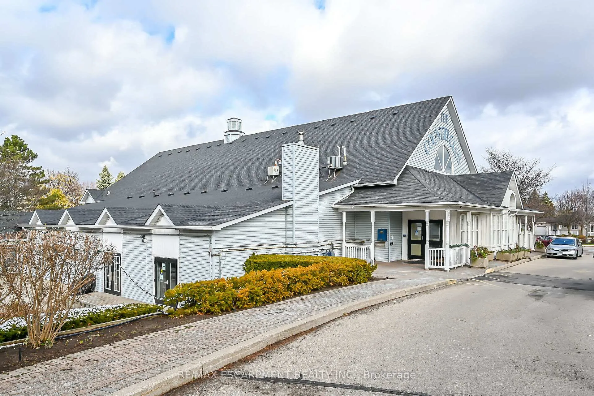 Photo 37 of 232 Silverbirch Boulevard, Hamilton, Villages of Glancaster — HOMEH