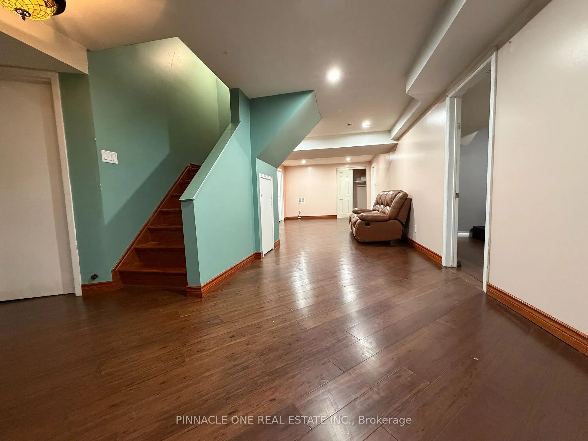 Photo 7 of 564 Military Trail, Scarborough, Morningside — HOMEH