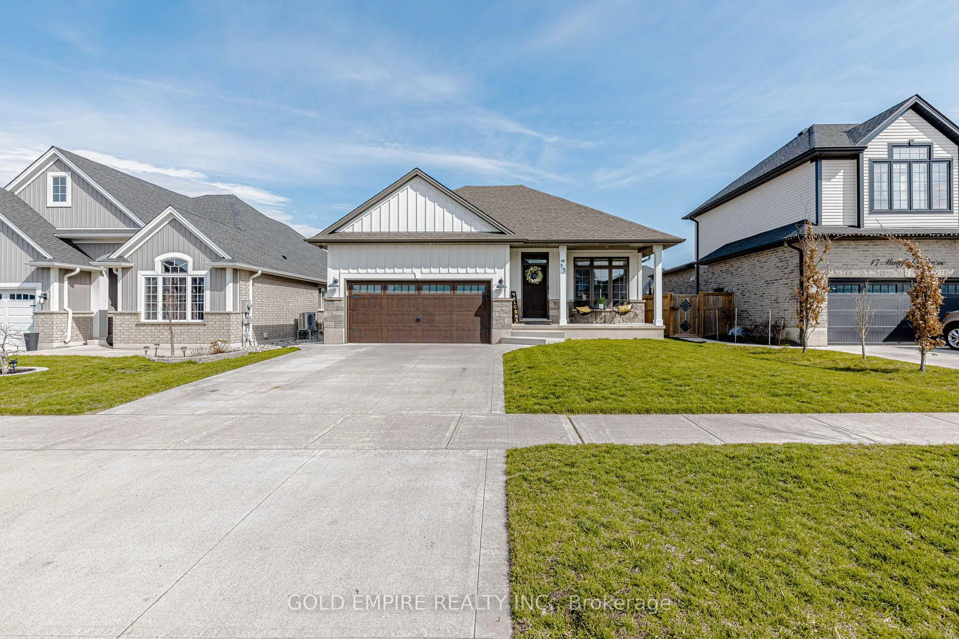 Photo 4 of 15 Muirfield Drive, St. Thomas — HOMEH