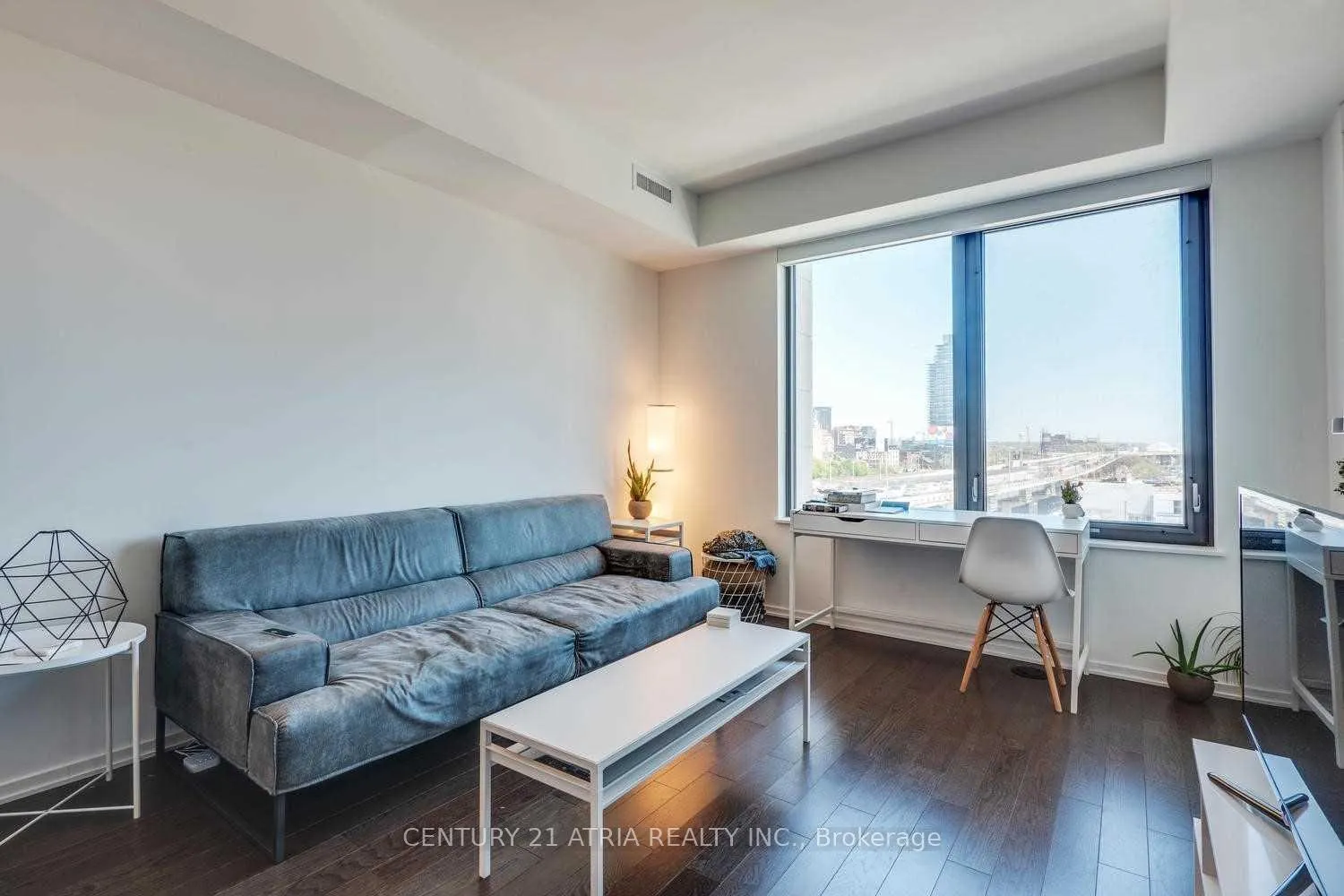 Photo 9 of Unit 607, 12 Bonnycastle Street, Toronto, Waterfront Communities — HOMEH