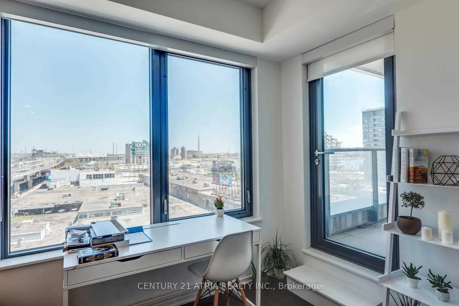 Photo 12 of Unit 607, 12 Bonnycastle Street, Toronto, Waterfront Communities — HOMEH