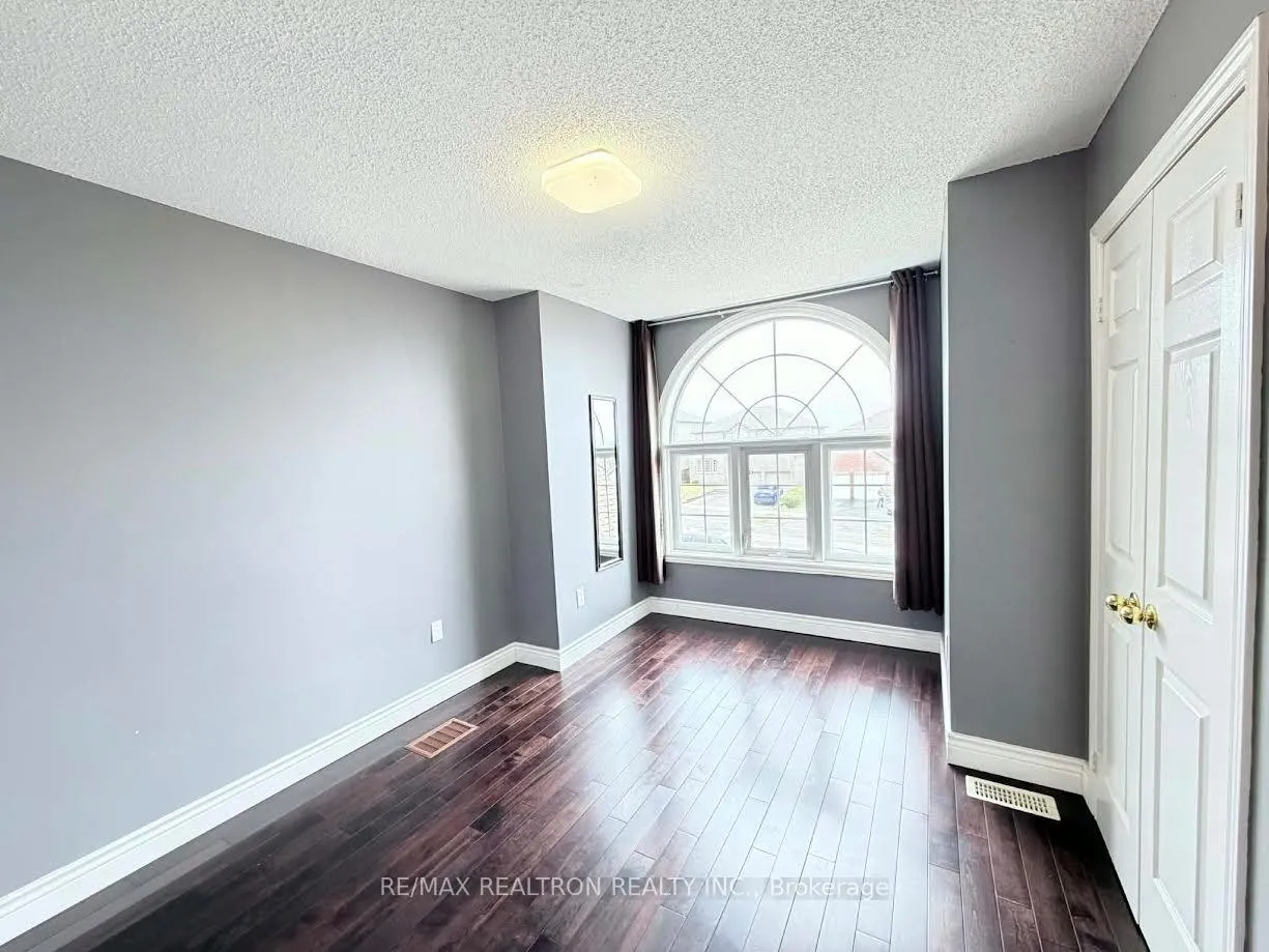 Photo 5 of 416 Mapleton Avenue, Barrie, Ardagh — HOMEH
