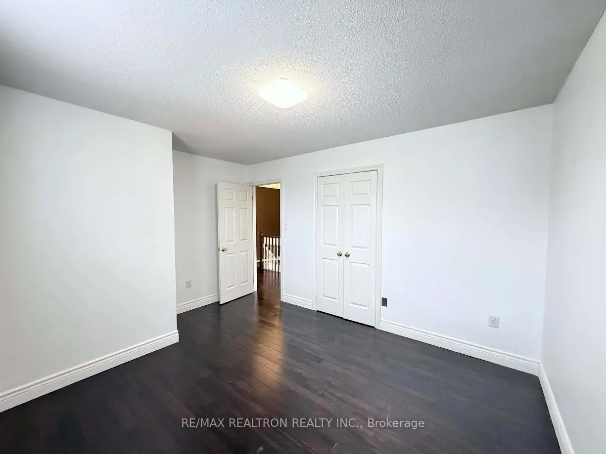 Photo 9 of 416 Mapleton Avenue, Barrie, Ardagh — HOMEH