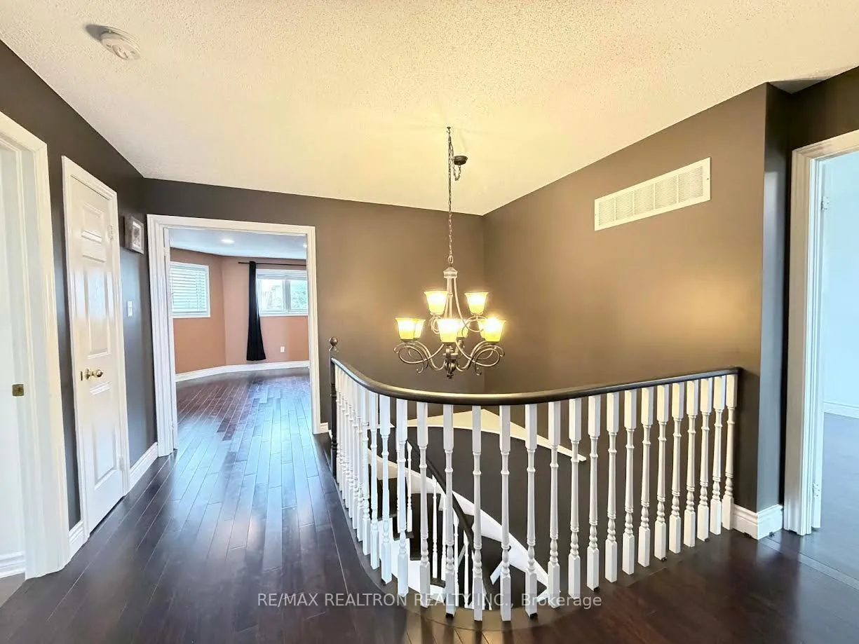Photo 15 of 416 Mapleton Avenue, Barrie, Ardagh — HOMEH