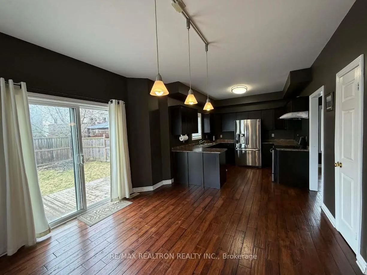 Photo 17 of 416 Mapleton Avenue, Barrie, Ardagh — HOMEH
