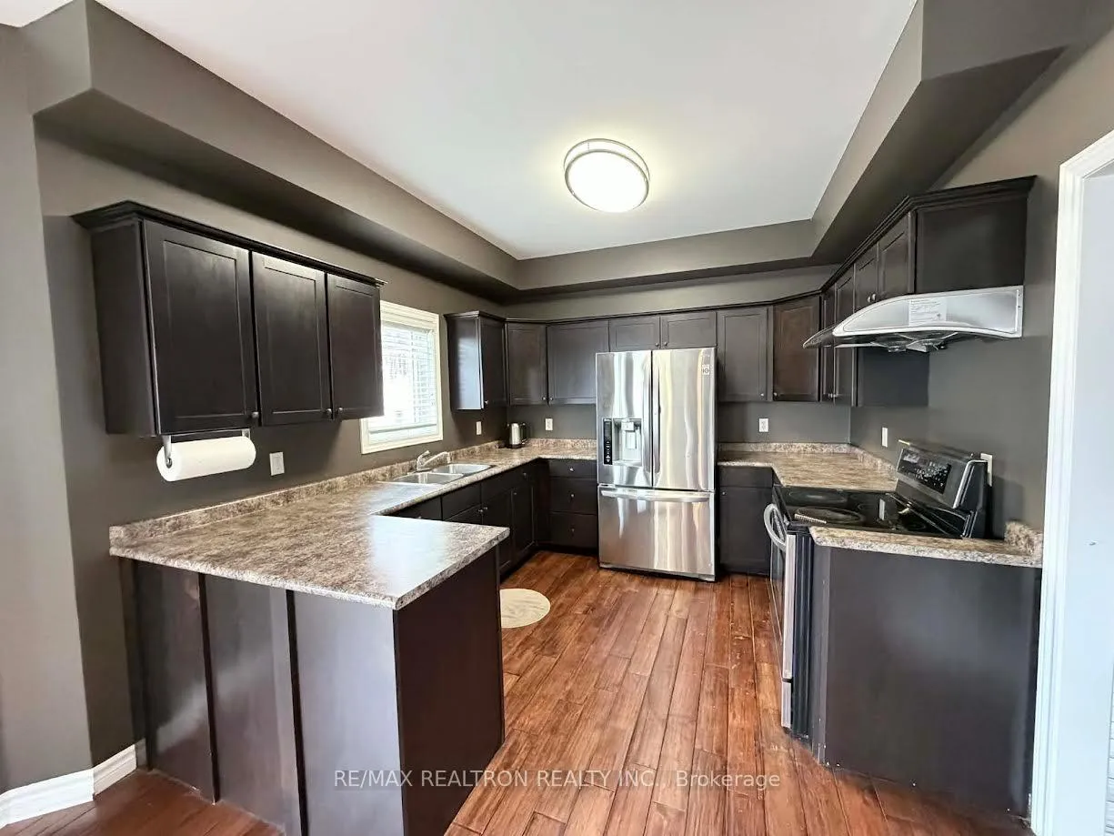 Photo 18 of 416 Mapleton Avenue, Barrie, Ardagh — HOMEH