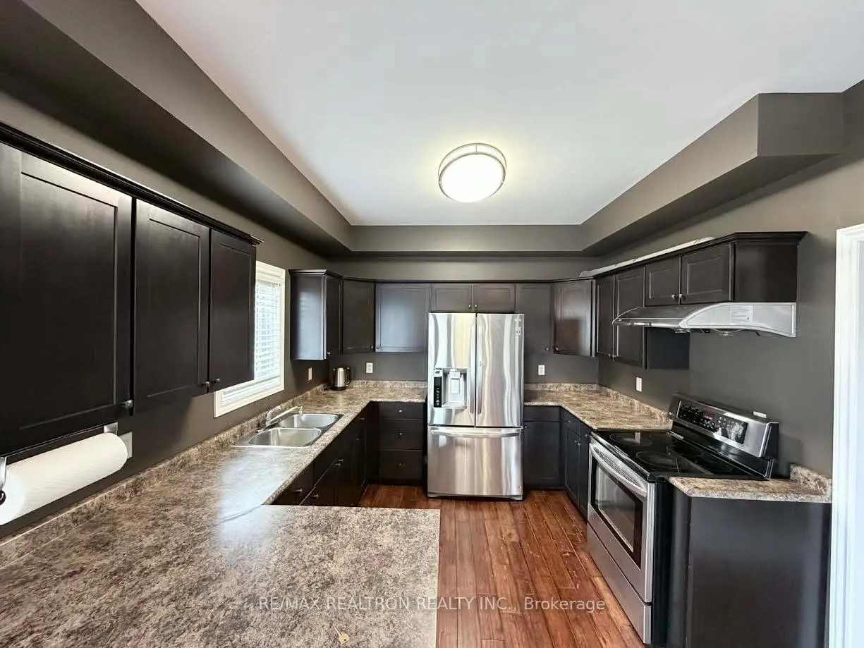 Photo 19 of 416 Mapleton Avenue, Barrie, Ardagh — HOMEH