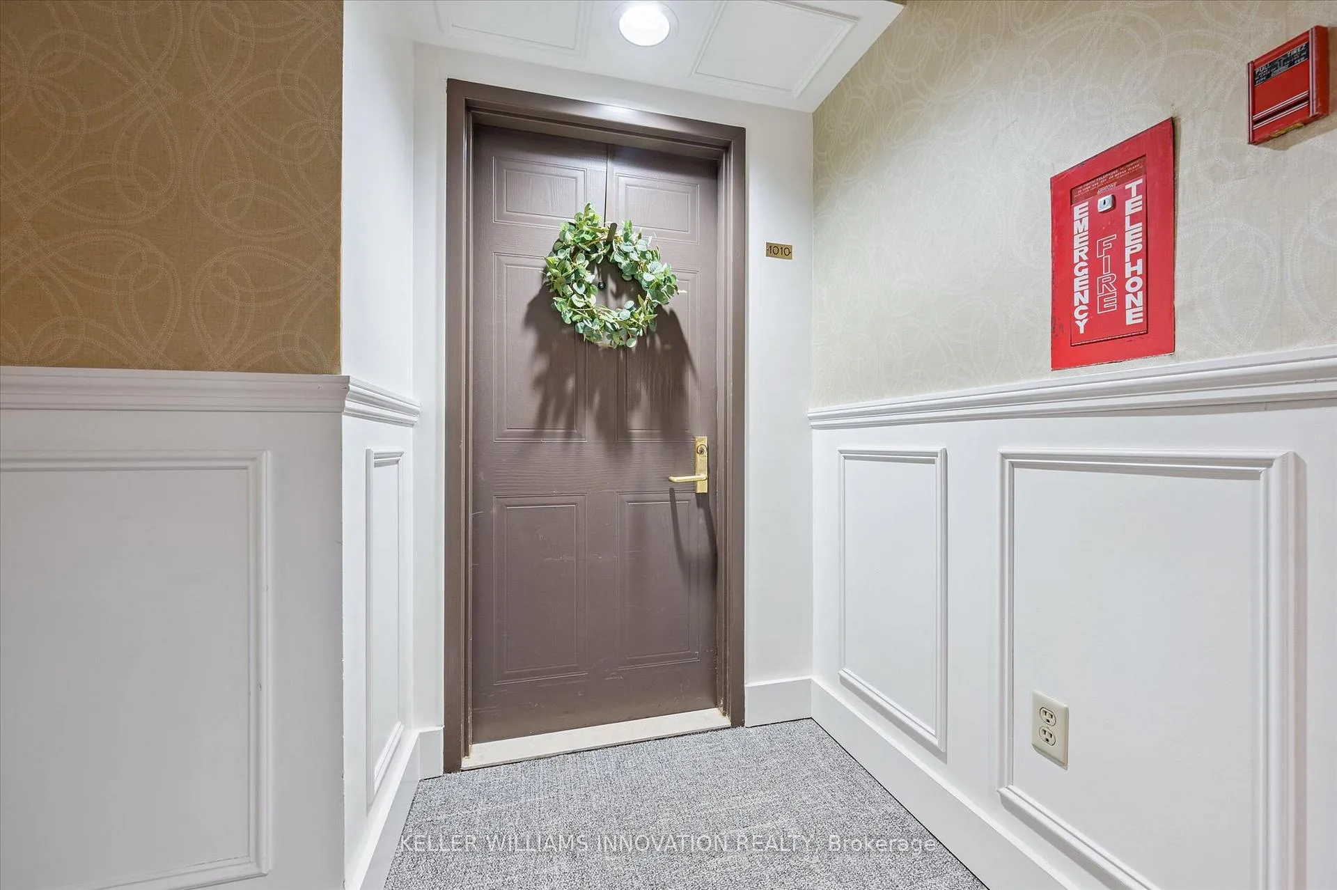 Photo 3 of Unit 1010, 265 Westcourt Place, Waterloo — HOMEH