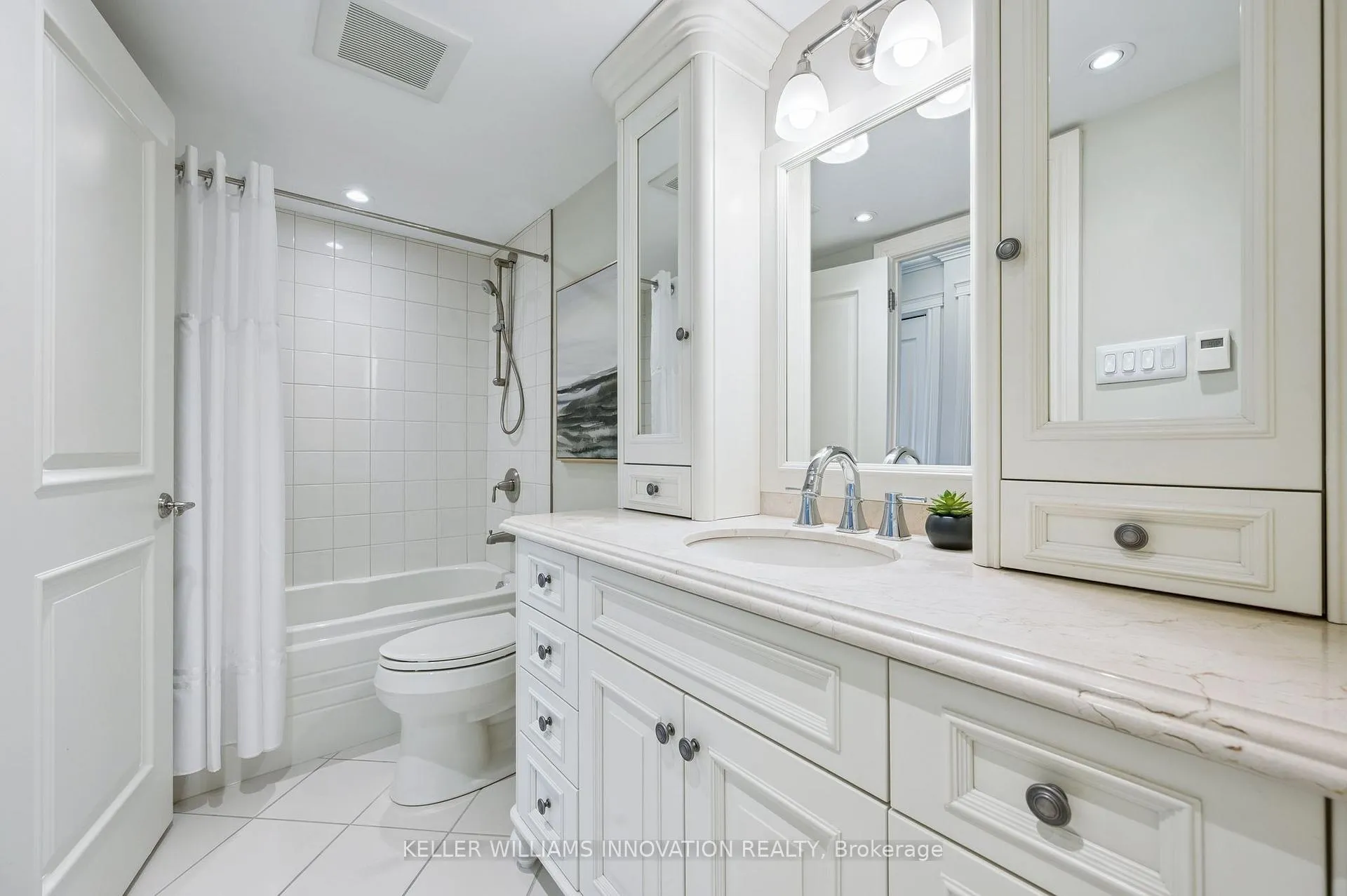 Photo 19 of Unit 1010, 265 Westcourt Place, Waterloo — HOMEH