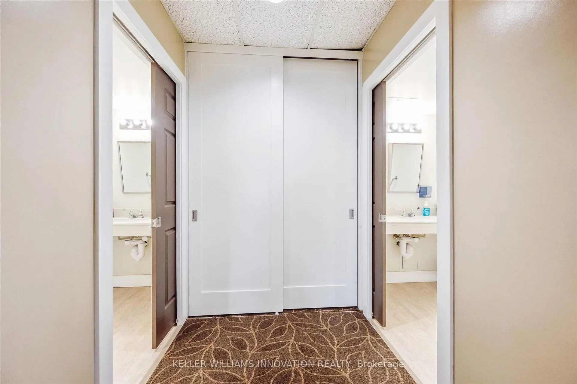 Photo 37 of Unit 1010, 265 Westcourt Place, Waterloo — HOMEH