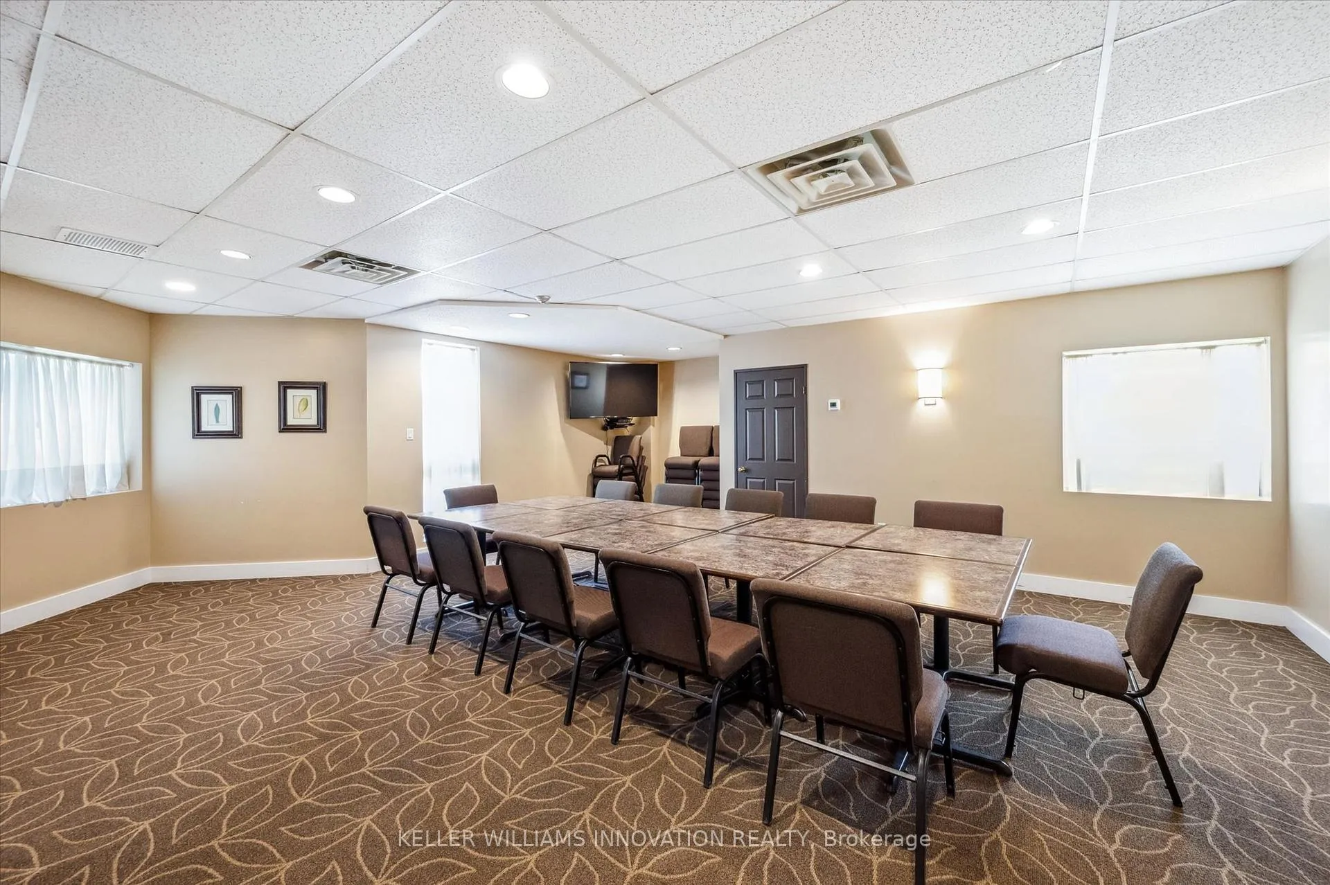 Photo 40 of Unit 1010, 265 Westcourt Place, Waterloo — HOMEH