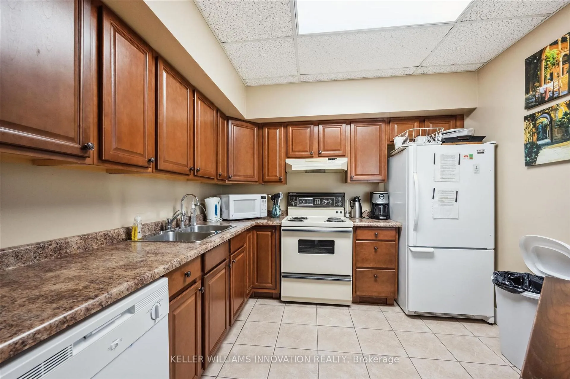 Photo 42 of Unit 1010, 265 Westcourt Place, Waterloo — HOMEH