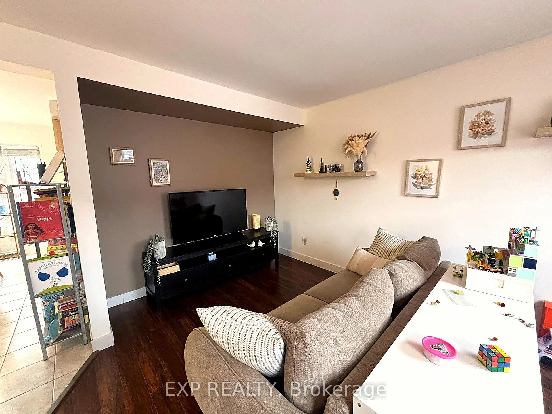 Photo 8 of Unit 21, 1255 Upper Gage Avenue, Hamilton, Randall — HOMEH