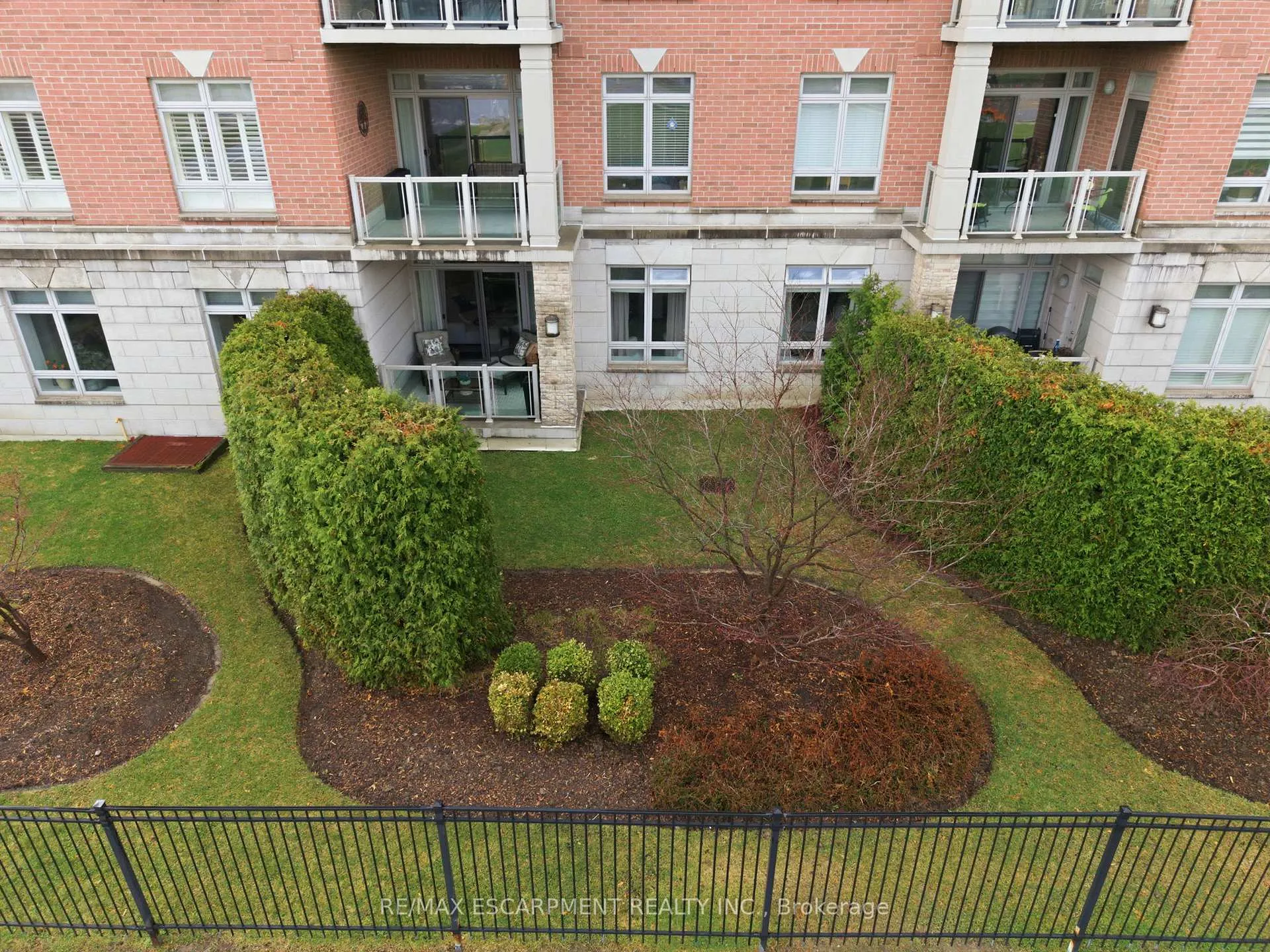 Front of Unit 103, 1980 Imperial Way