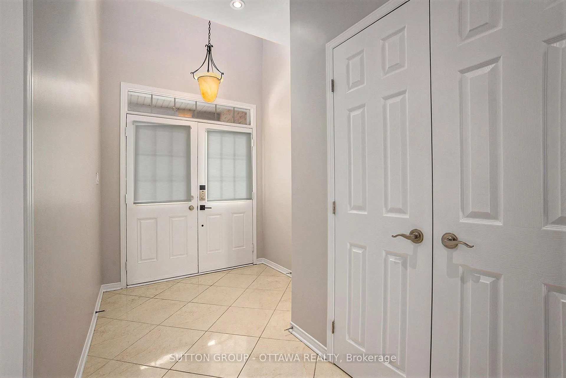 Photo 11 of 181 Windance Crescent, Ottawa, Kanata - Morgan's Grant/South March — HOMEH