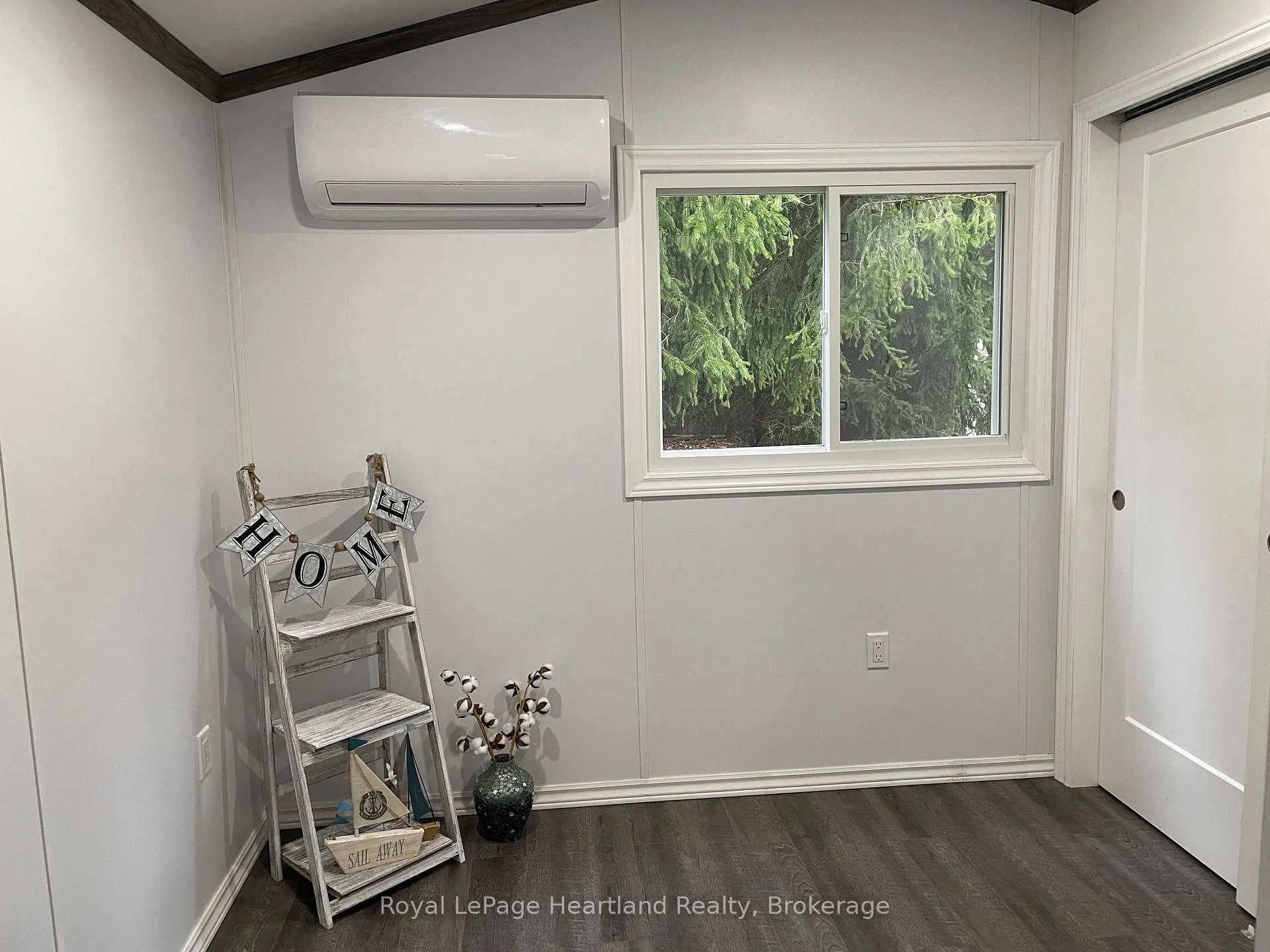 Photo 13 of Unit 4 Starboard, 77719 Bluewater Highway, Central Huron, Clinton — HOMEH