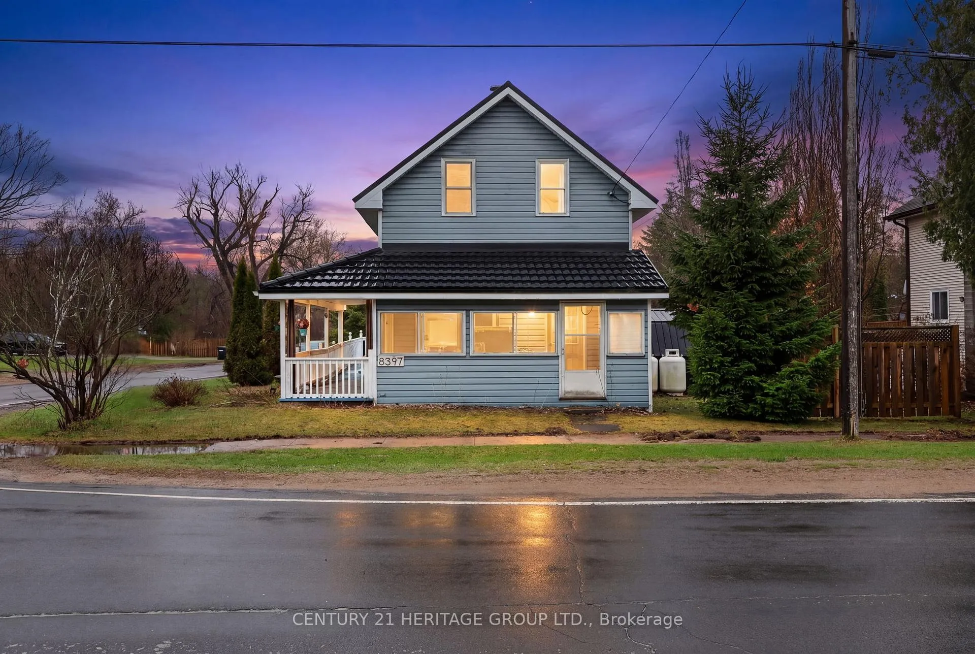 Front of 8397 Main Street W